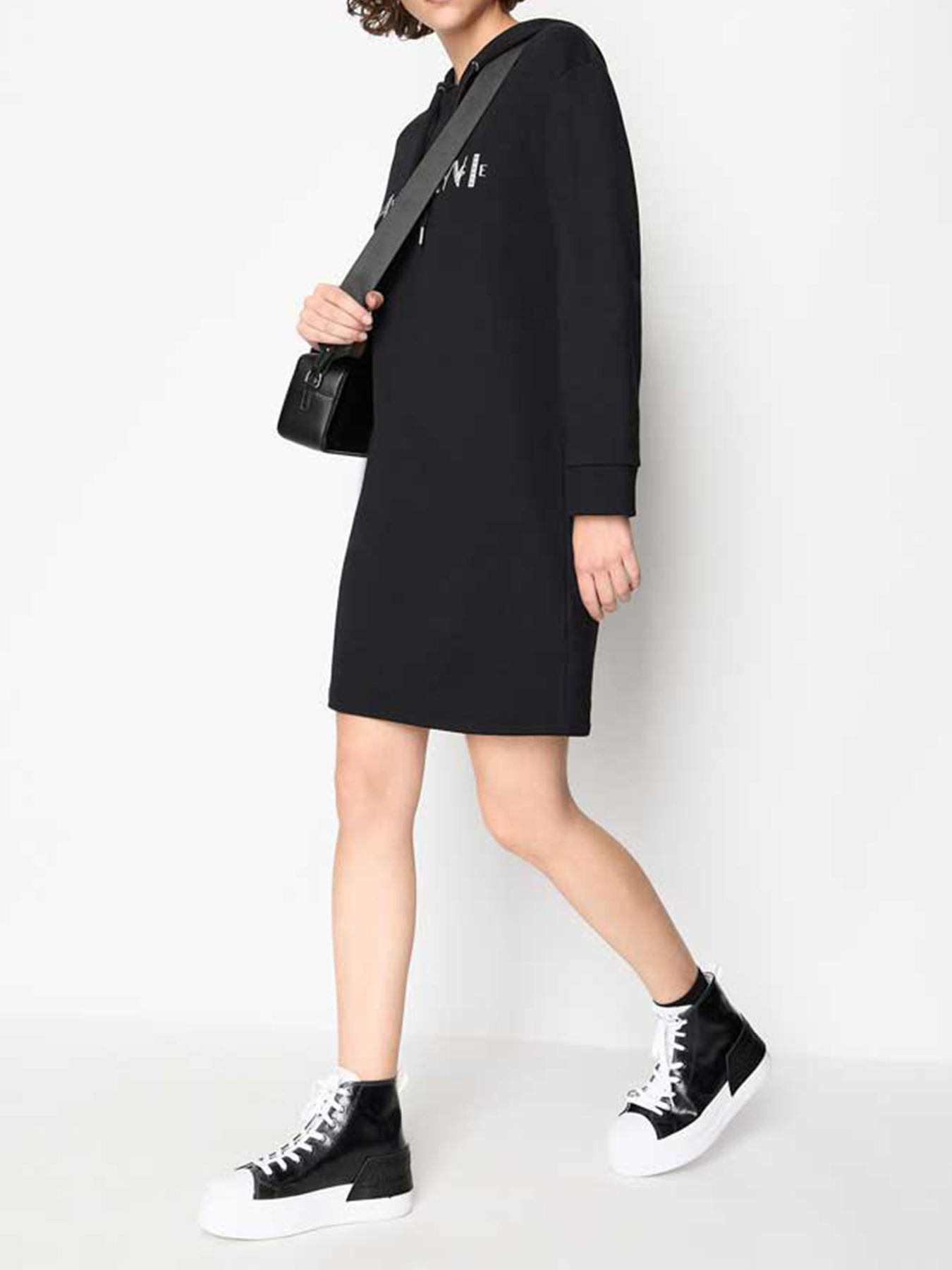 Платья Armani Exchange модель 6RYA81-YJDBZ-1200 Фото
