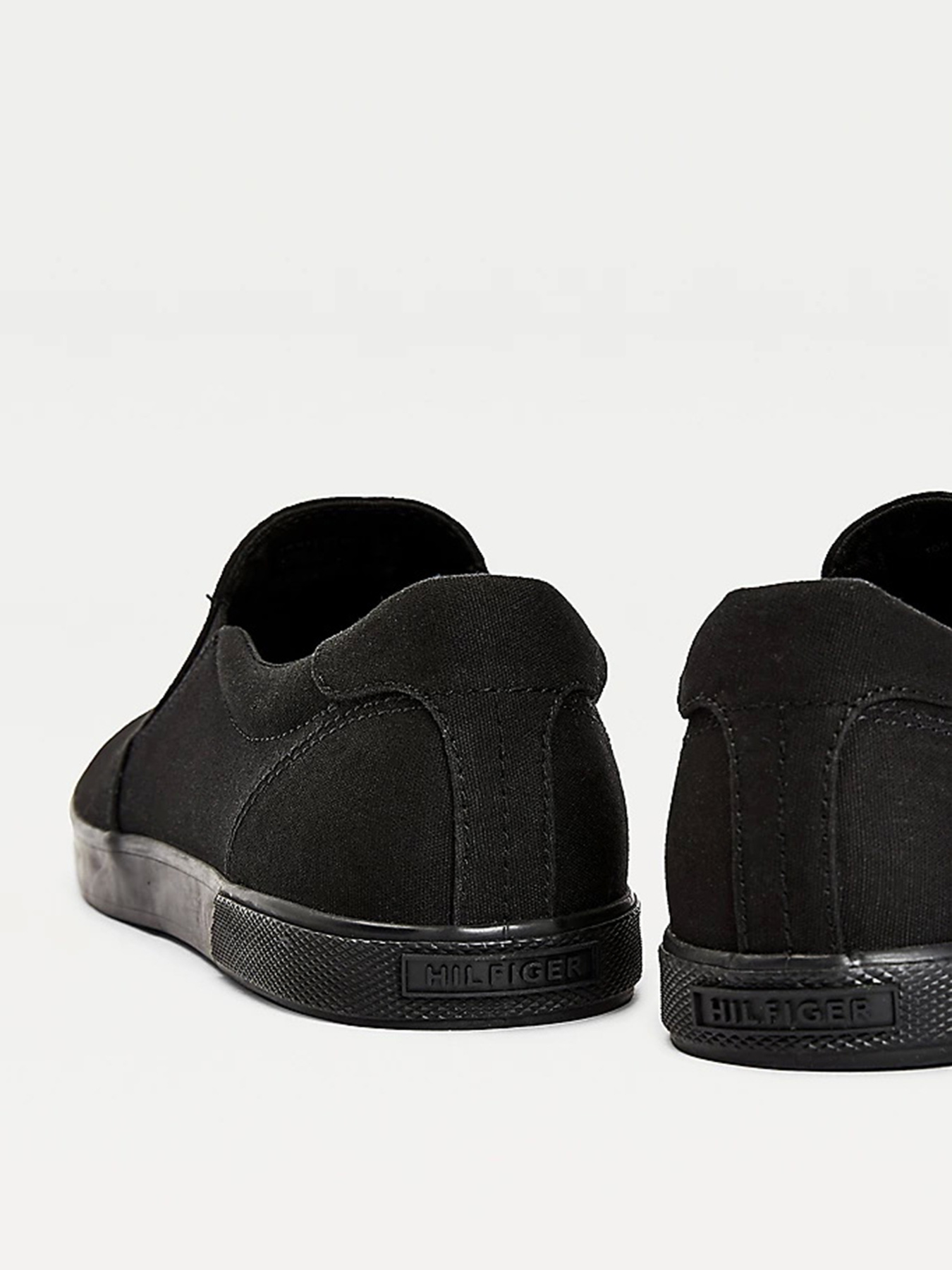 Слипоны и мокасины Tommy Hilfiger модель FM0FM00597-0GK Фото