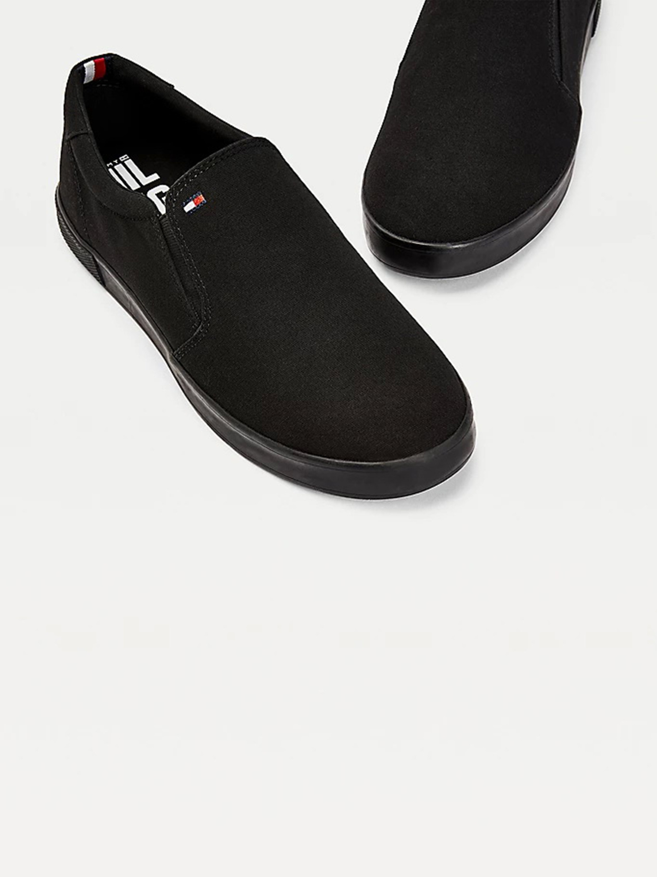 Слипоны и мокасины Tommy Hilfiger модель FM0FM00597-0GK Фото