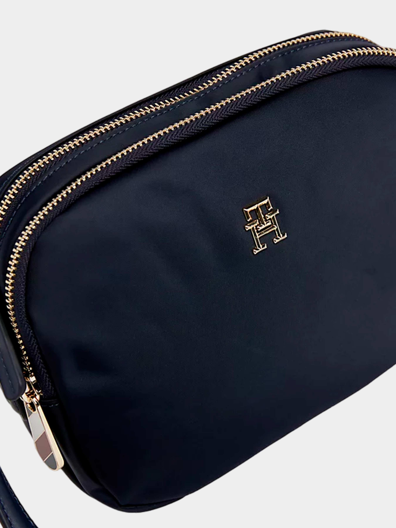Сумки Tommy Hilfiger модель AW0AW15638-DW6 Фото
