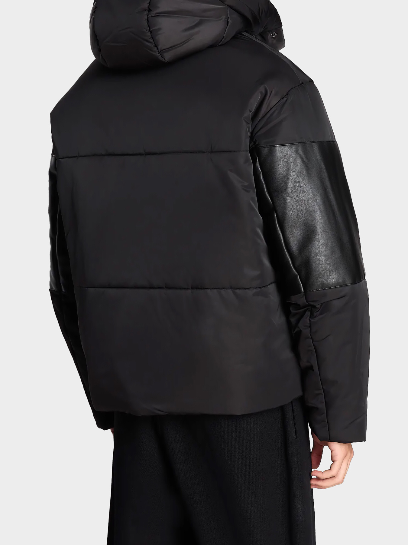 Куртки и дубленки Armani Exchange модель 6RZB13-ZNJ7Z-1200 Фото
