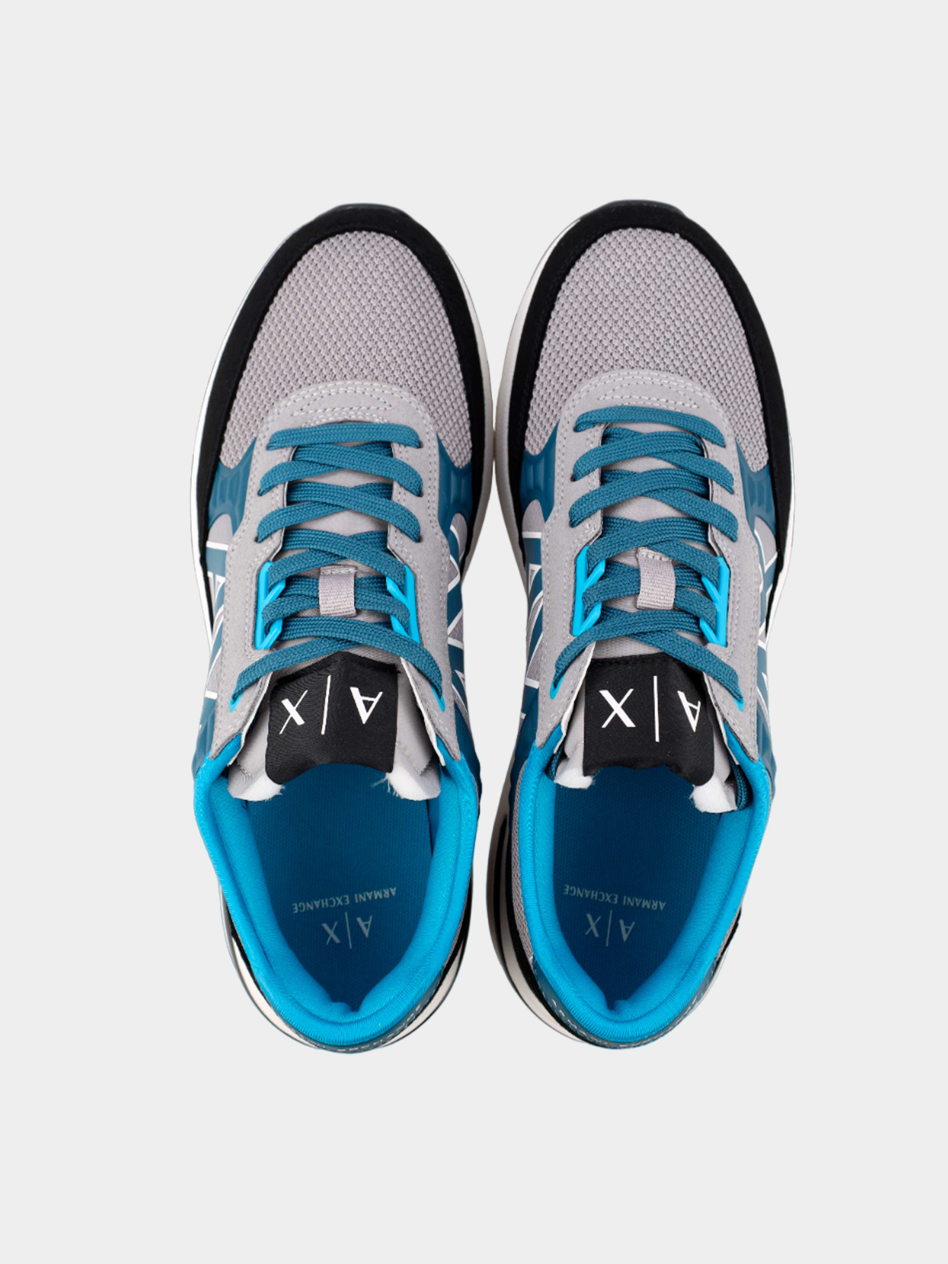 Кроссовки Armani Exchange модель XUX090-XV276-T051 Фото