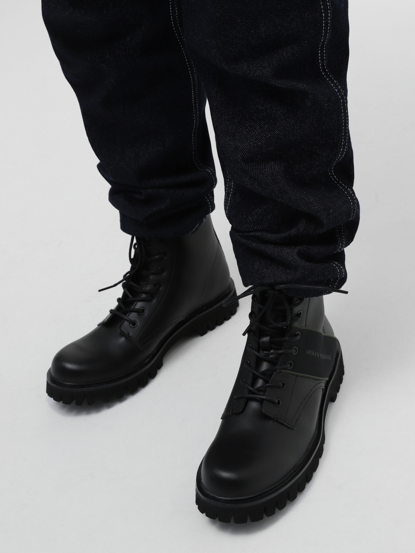 Ботинки и сапоги Armani Exchange модель XUM016-XV781-00002 Фото