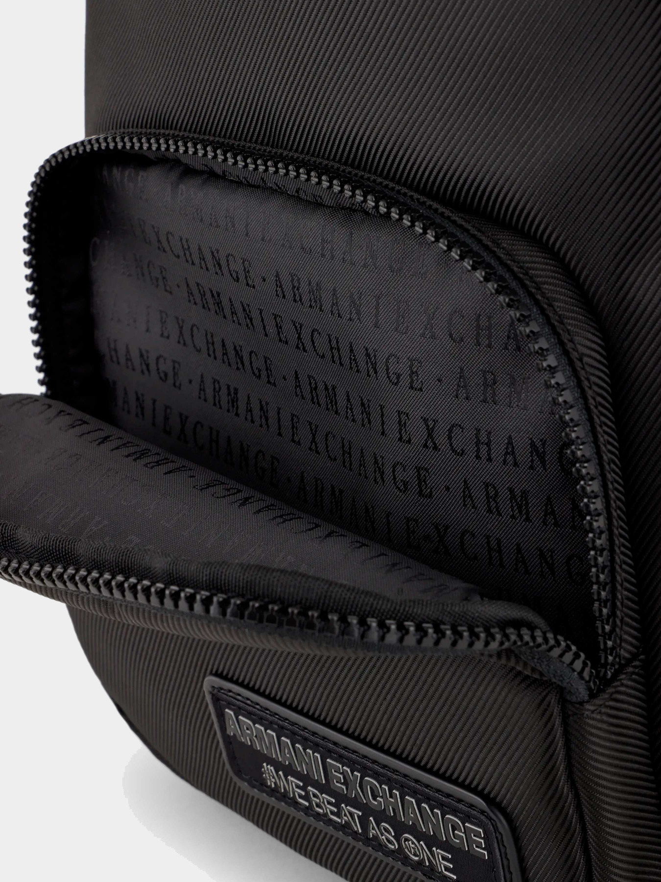 Сумки Armani Exchange модель 952577-3F873-00020 Фото