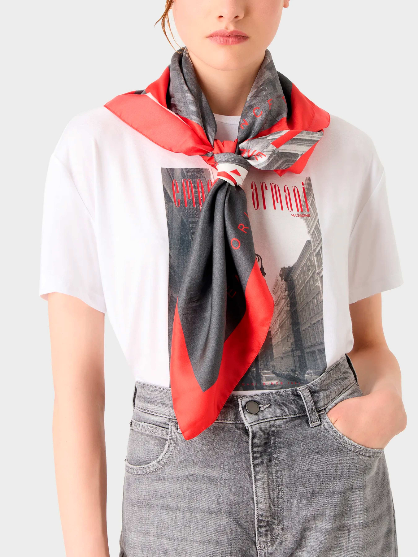 Шарфы и платки Emporio Armani модель 635317-3F402-15742 Фото