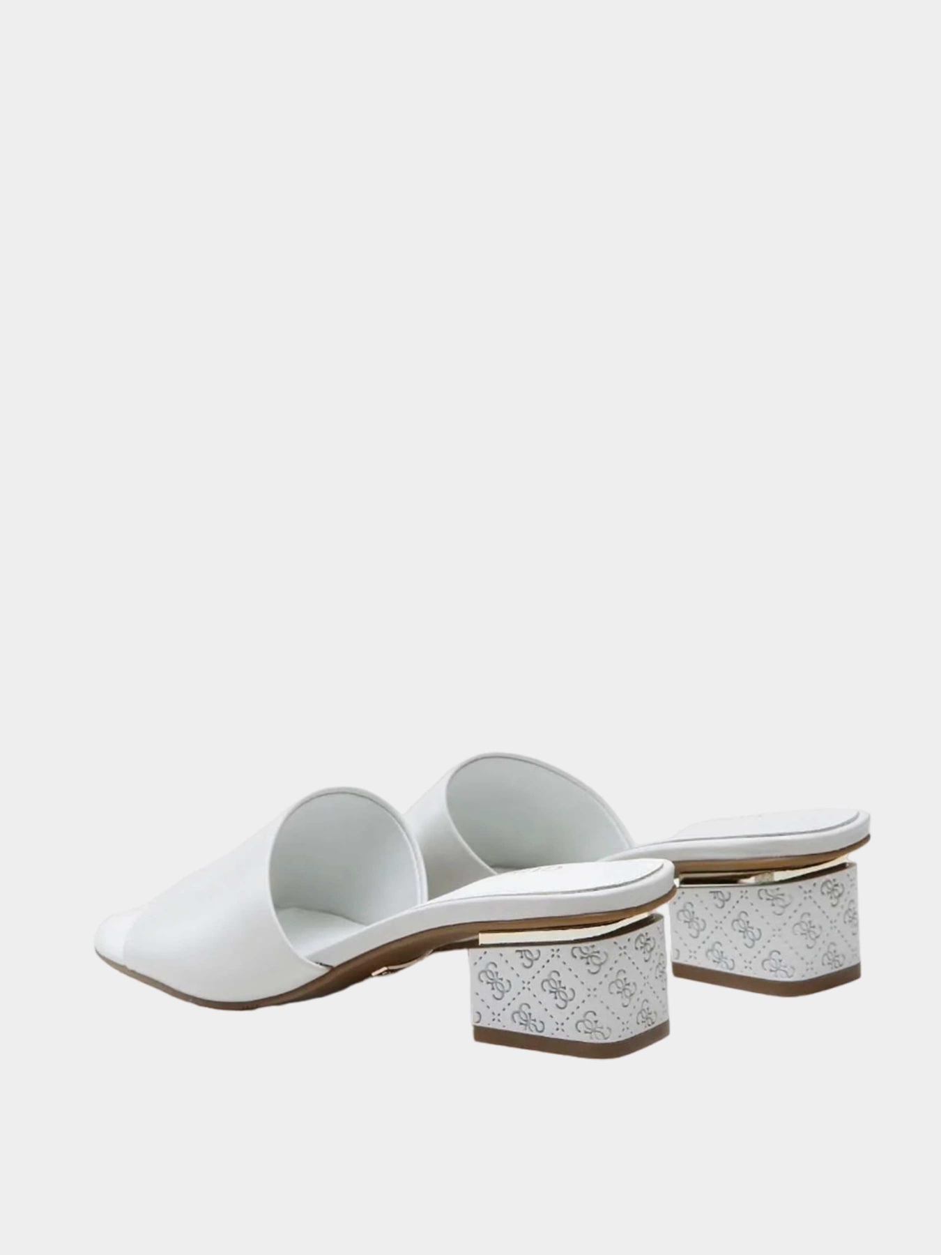 Шлёпанцы GUESS модель FL6YAR-LEA03-WHITE Фото