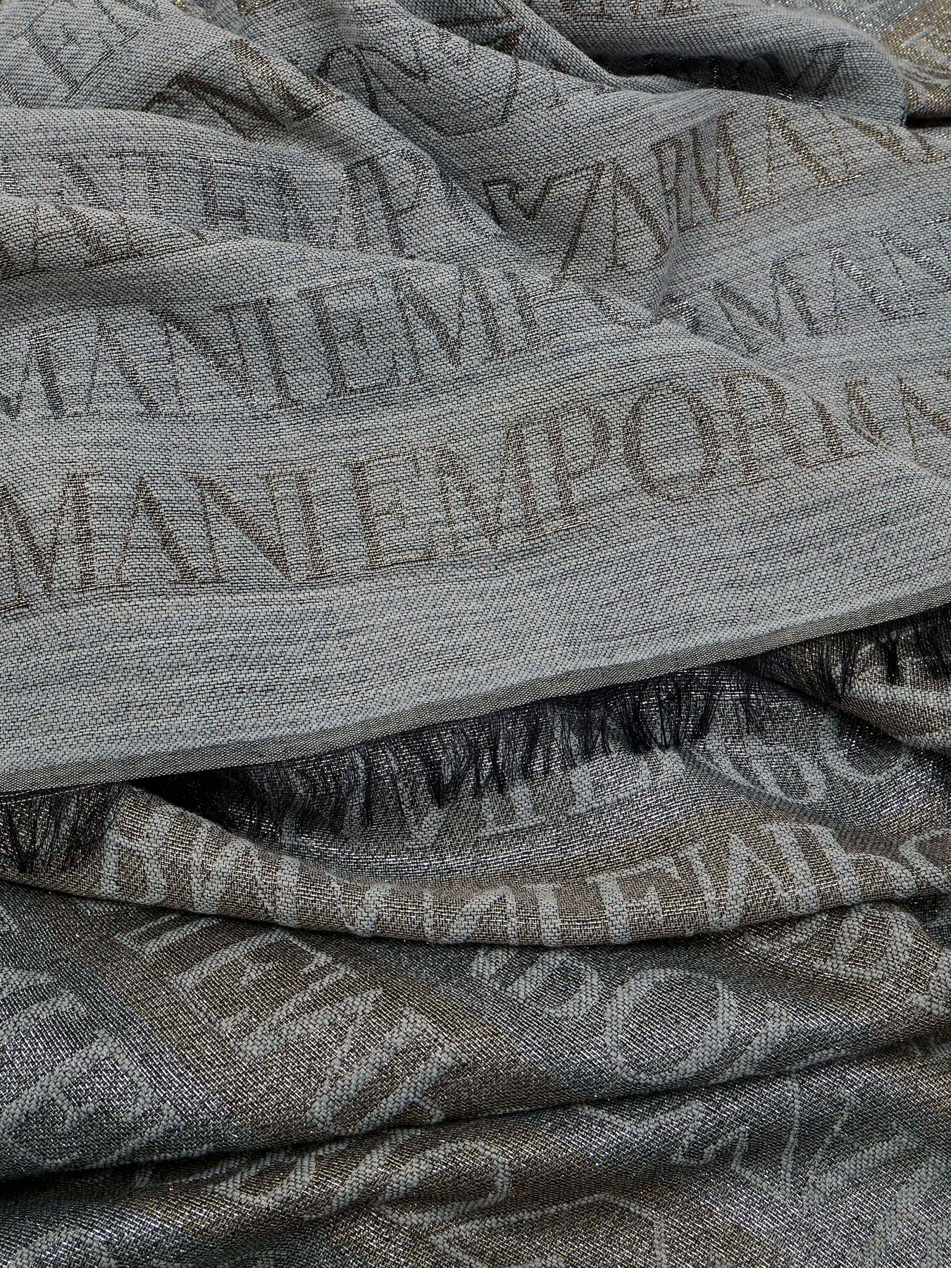 Шарфы и платки Emporio Armani модель 635271-3F309-26641 Фото