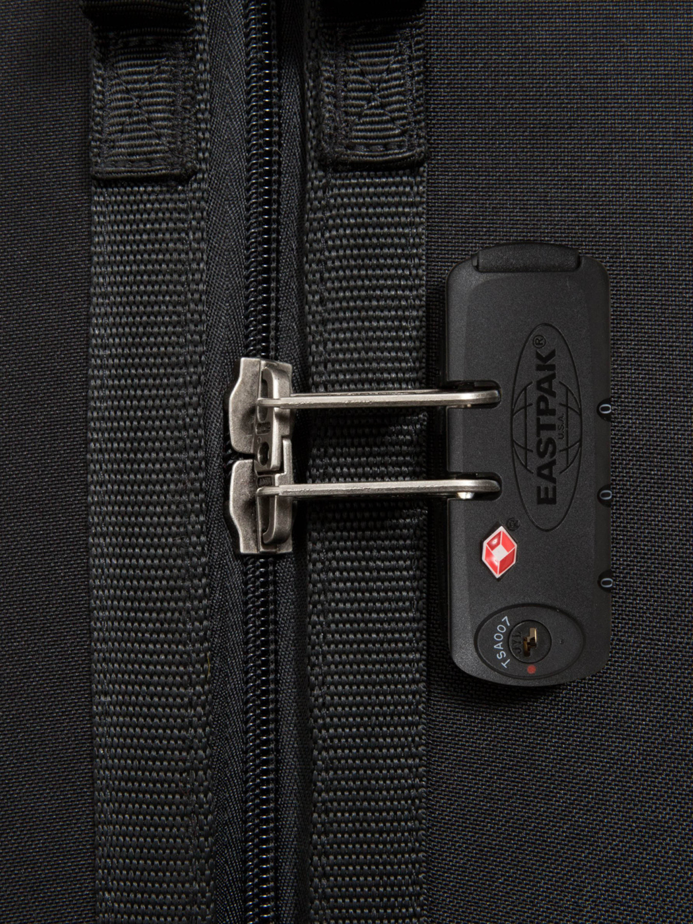 Дорожные сумки и чемоданы EastPak модель EK00073F0081 Фото