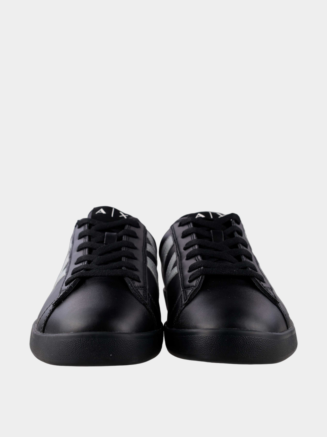 Кроссовки Armani Exchange модель XUX016-XCC71-T140 Фото