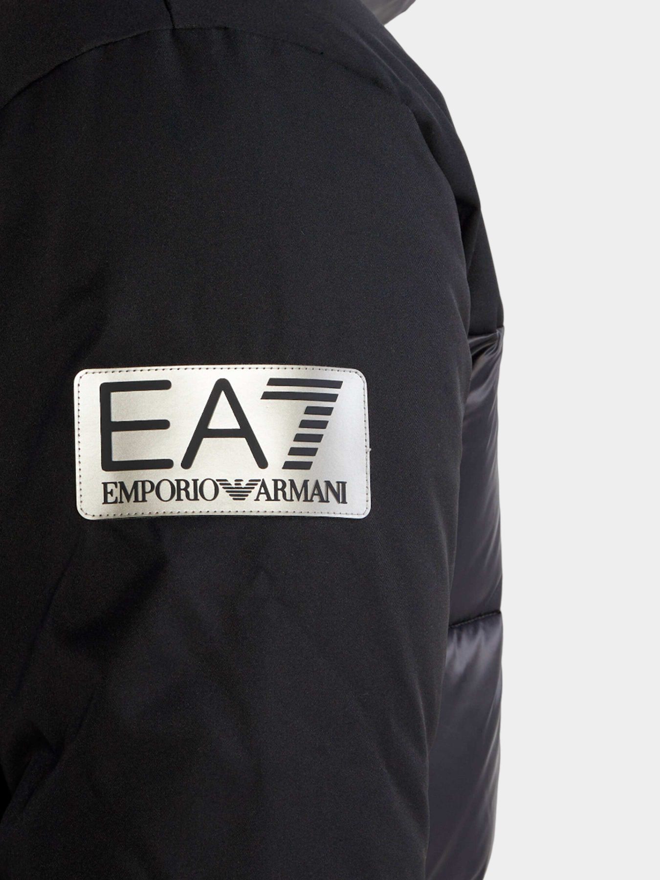Куртки и дубленки EA7 модель 6RPK01-PN5ZZ-1200 Фото