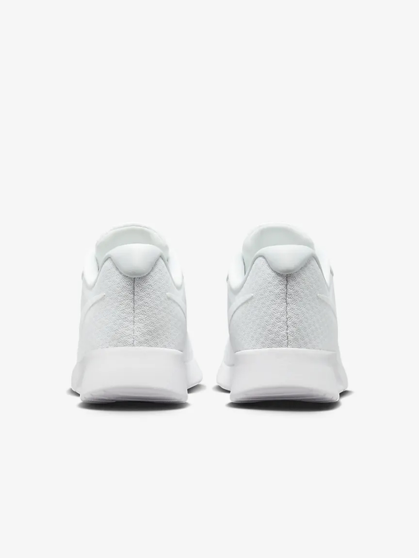 Кроссовки NIKE модель DV7786-101 Фото