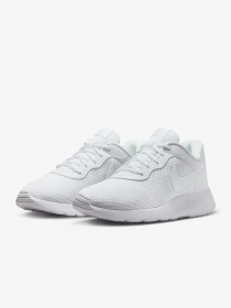 Кроссовки NIKE модель DV7786-101 Фото