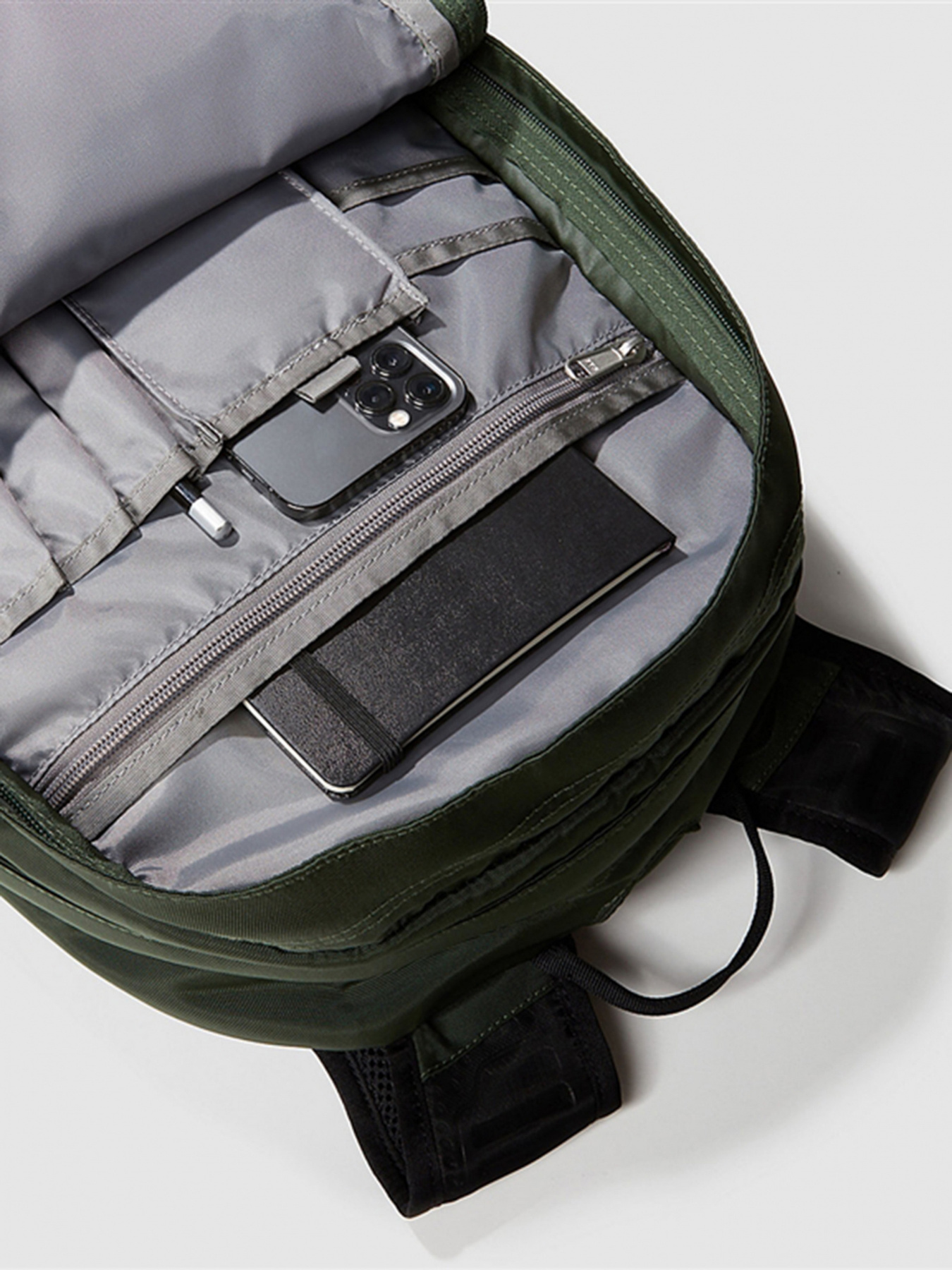 Рюкзаки The North Face модель NF00CF9COP51 Фото