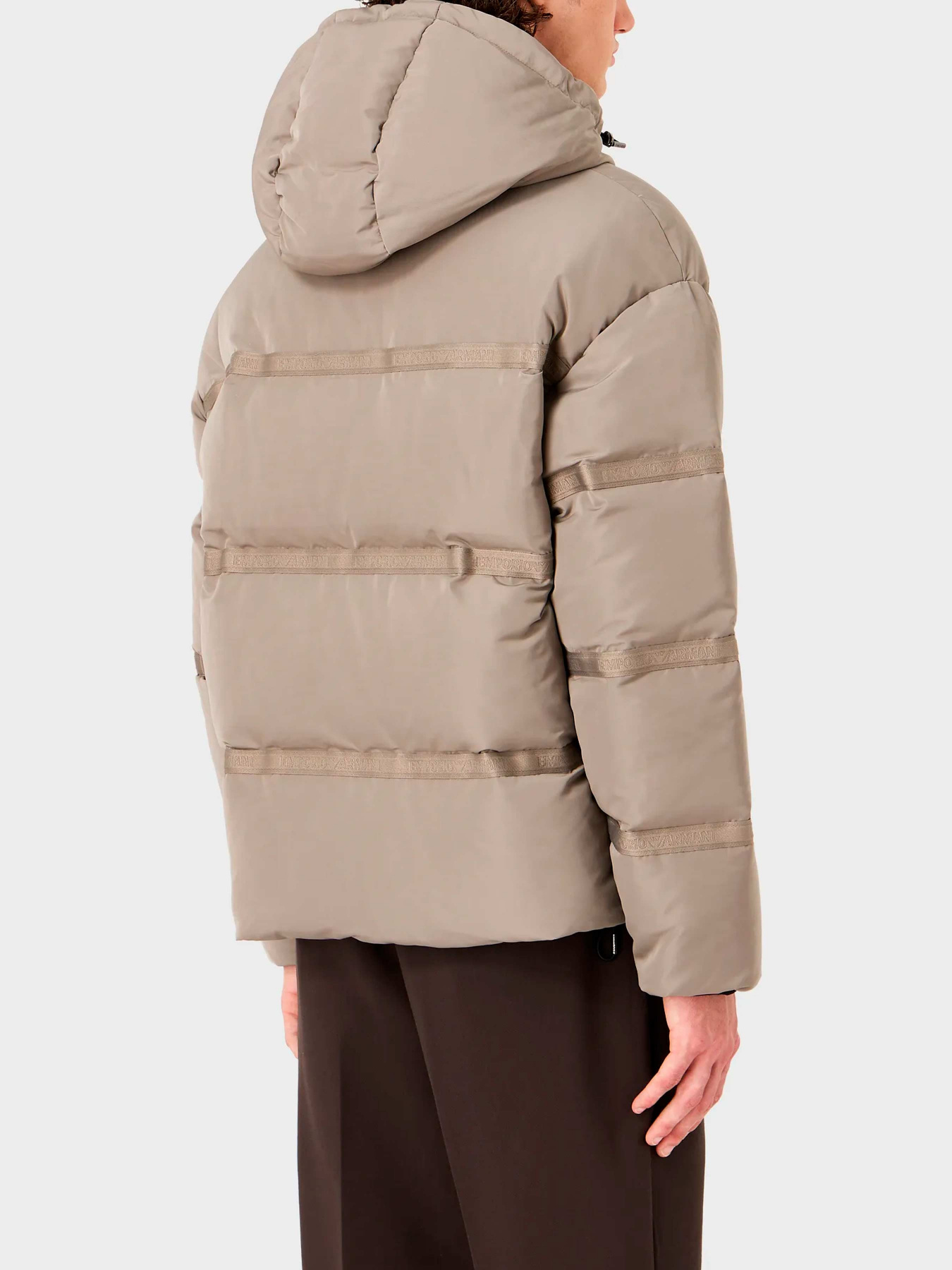 Куртки и дубленки Emporio Armani модель 6R1B90-1NCFZ-0643 Фото