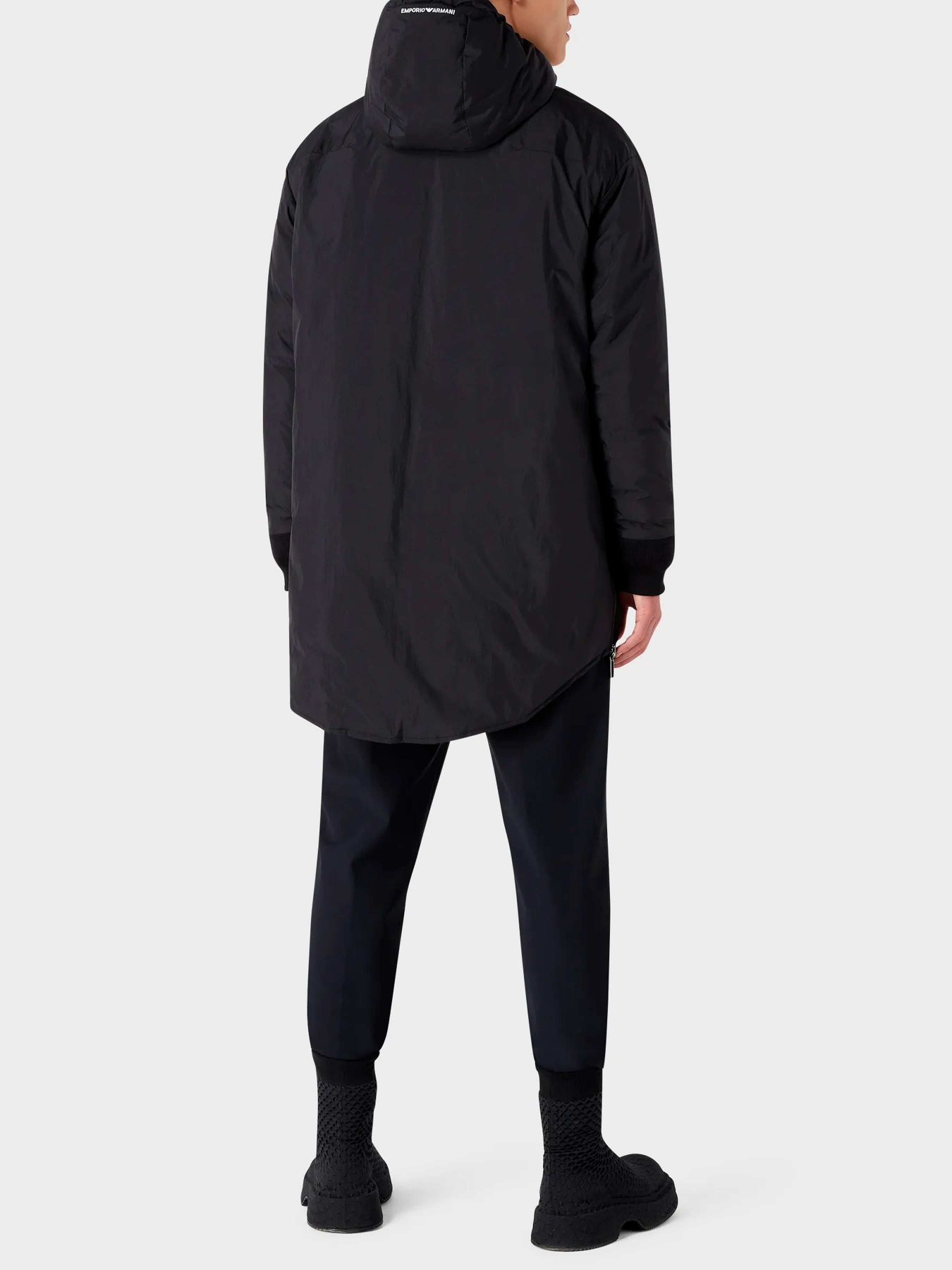 Куртки и дубленки Emporio Armani модель 6R1L95-1NHMZ-0920 Фото