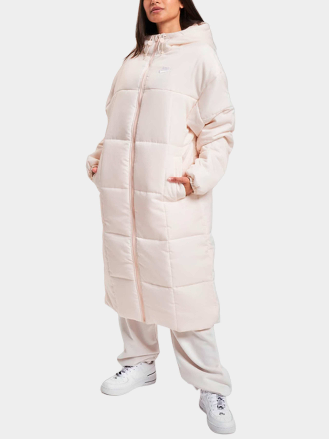 Куртки и дубленки NIKE модель FB7675-838 Фото