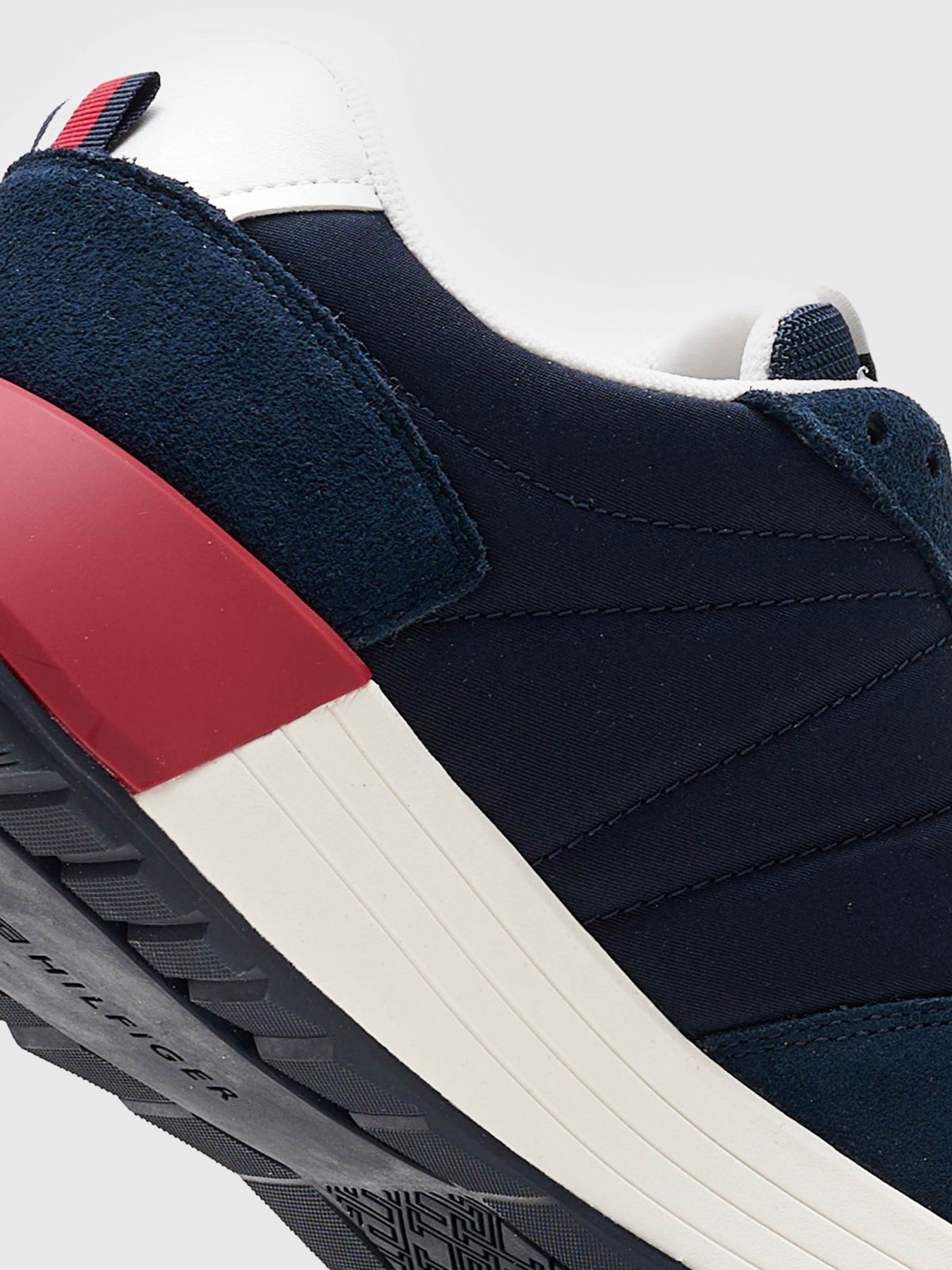 Кроссовки Tommy Hilfiger модель FM0FM04636-DW5 Фото