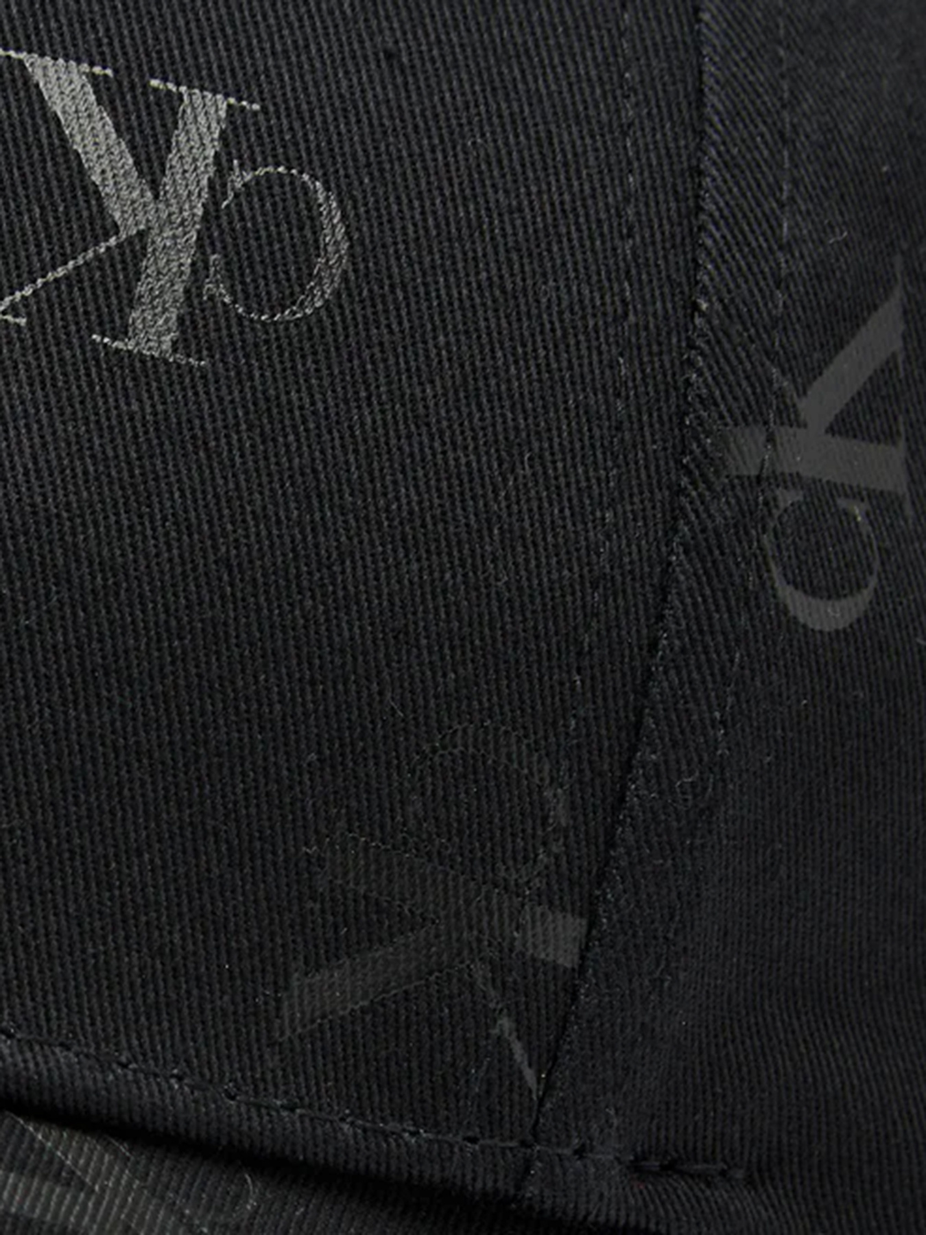 Шапки и кепки Calvin Klein модель K50K510742-0GK Фото