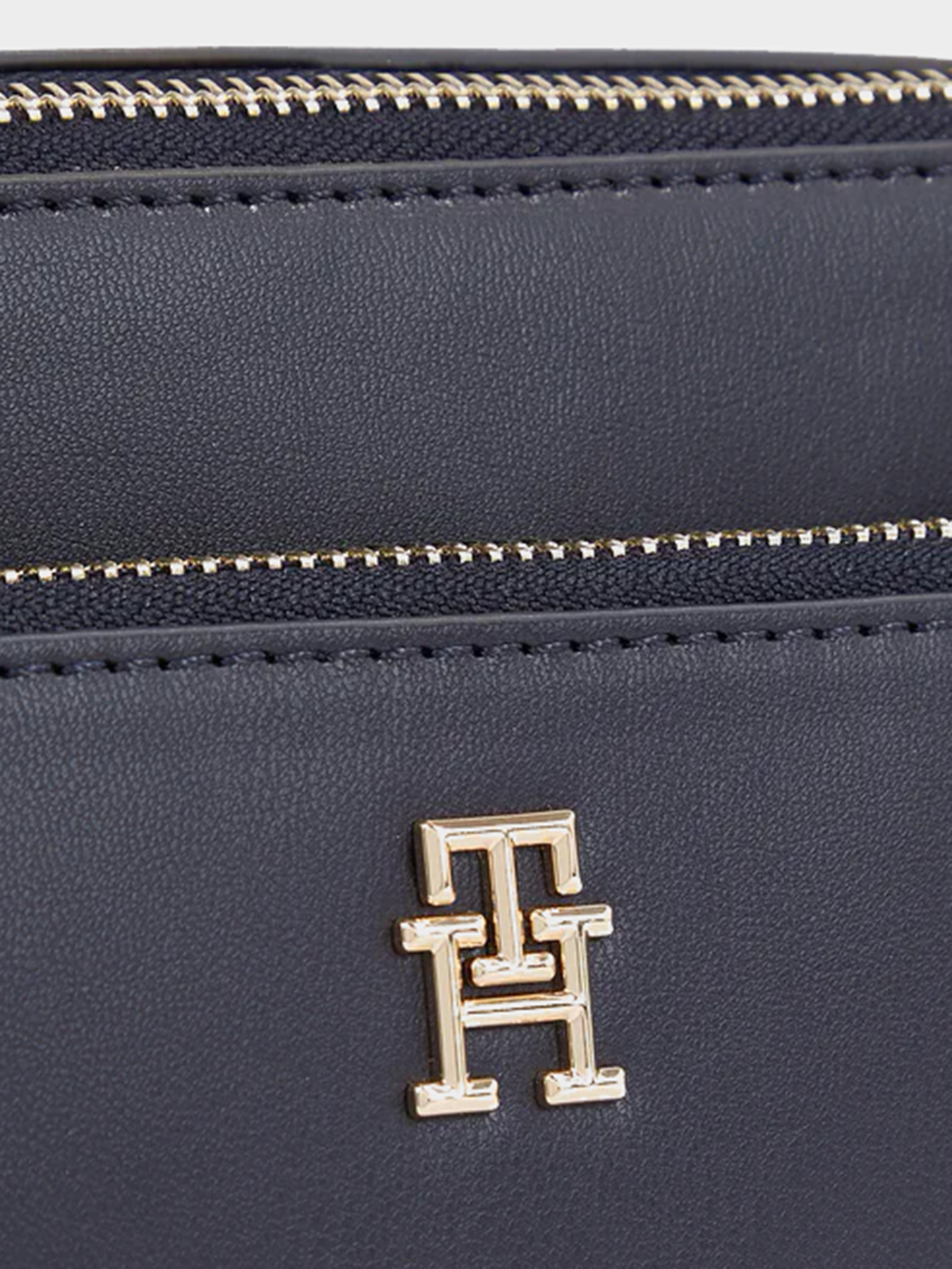 Сумки Tommy Hilfiger модель AW0AW15207-DW6 Фото