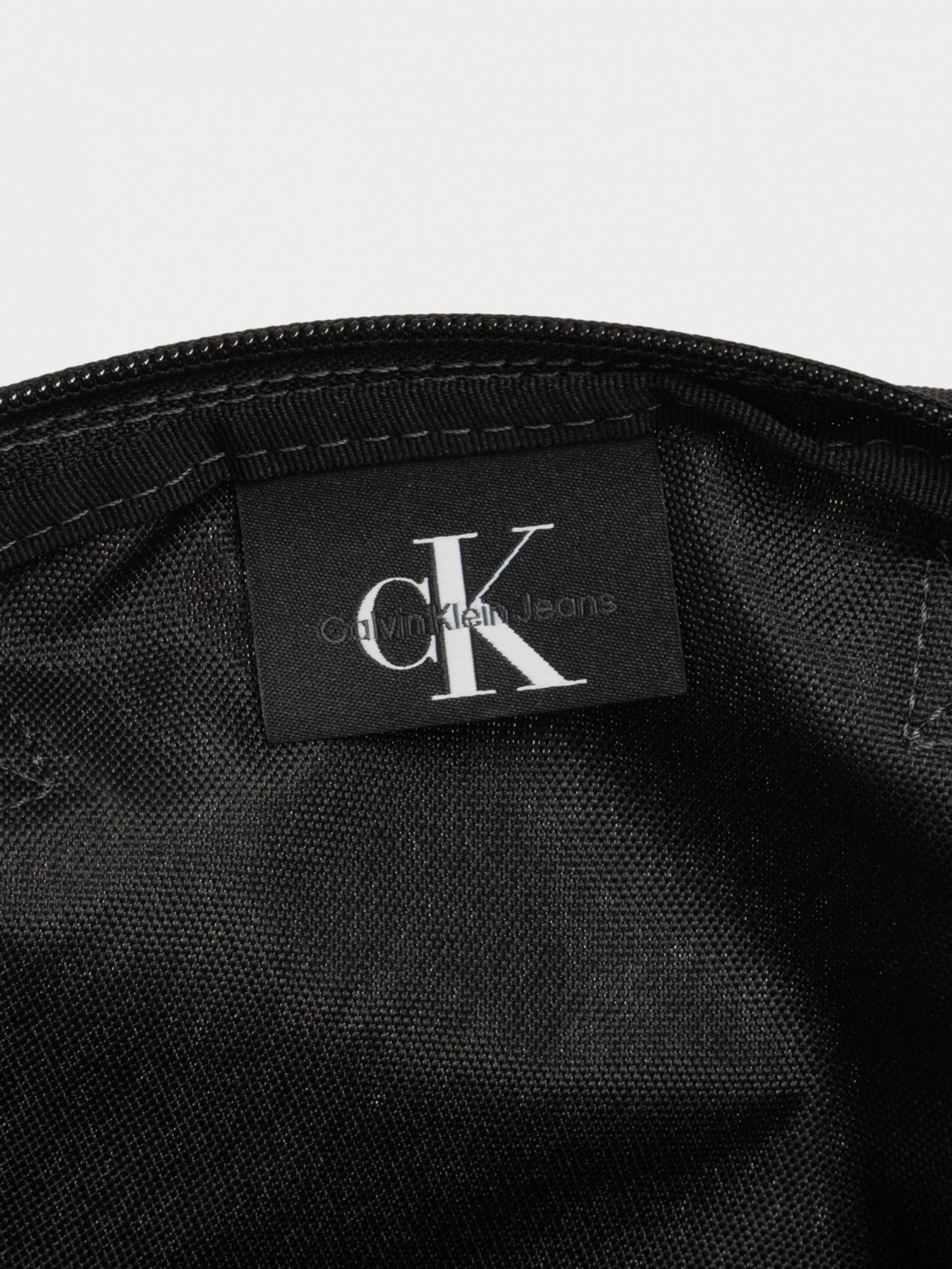 Сумки Calvin Klein модель K50K510771-BDS Фото