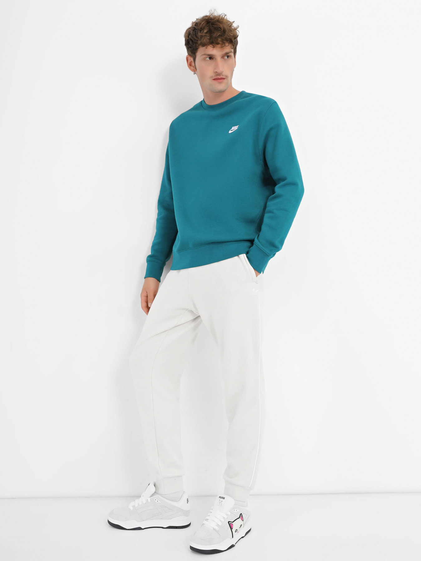 Худи и свитшоты NIKE модель BV2662-381 Фото
