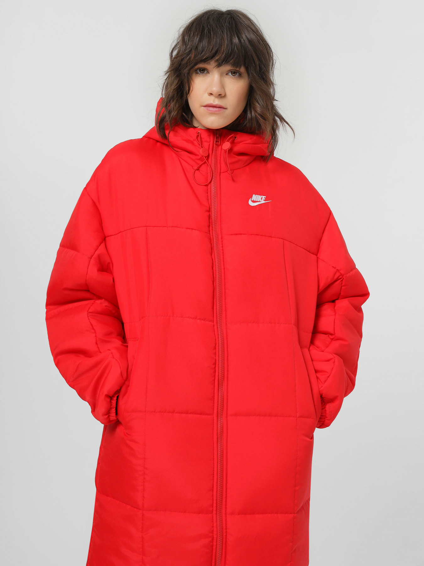 Куртки и дубленки NIKE модель FB7675-677 Фото