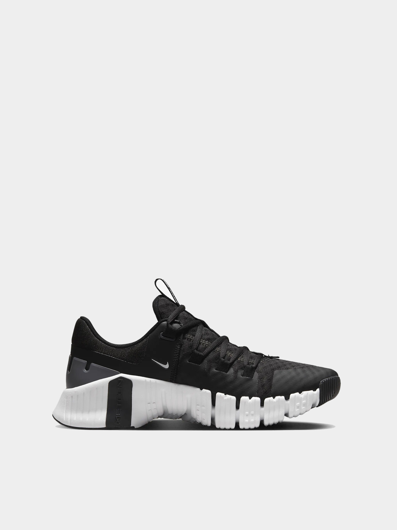Кроссовки NIKE модель DV3950-001 Фото