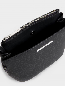 Сумки Calvin Klein модель K60K611079-BAX Фото