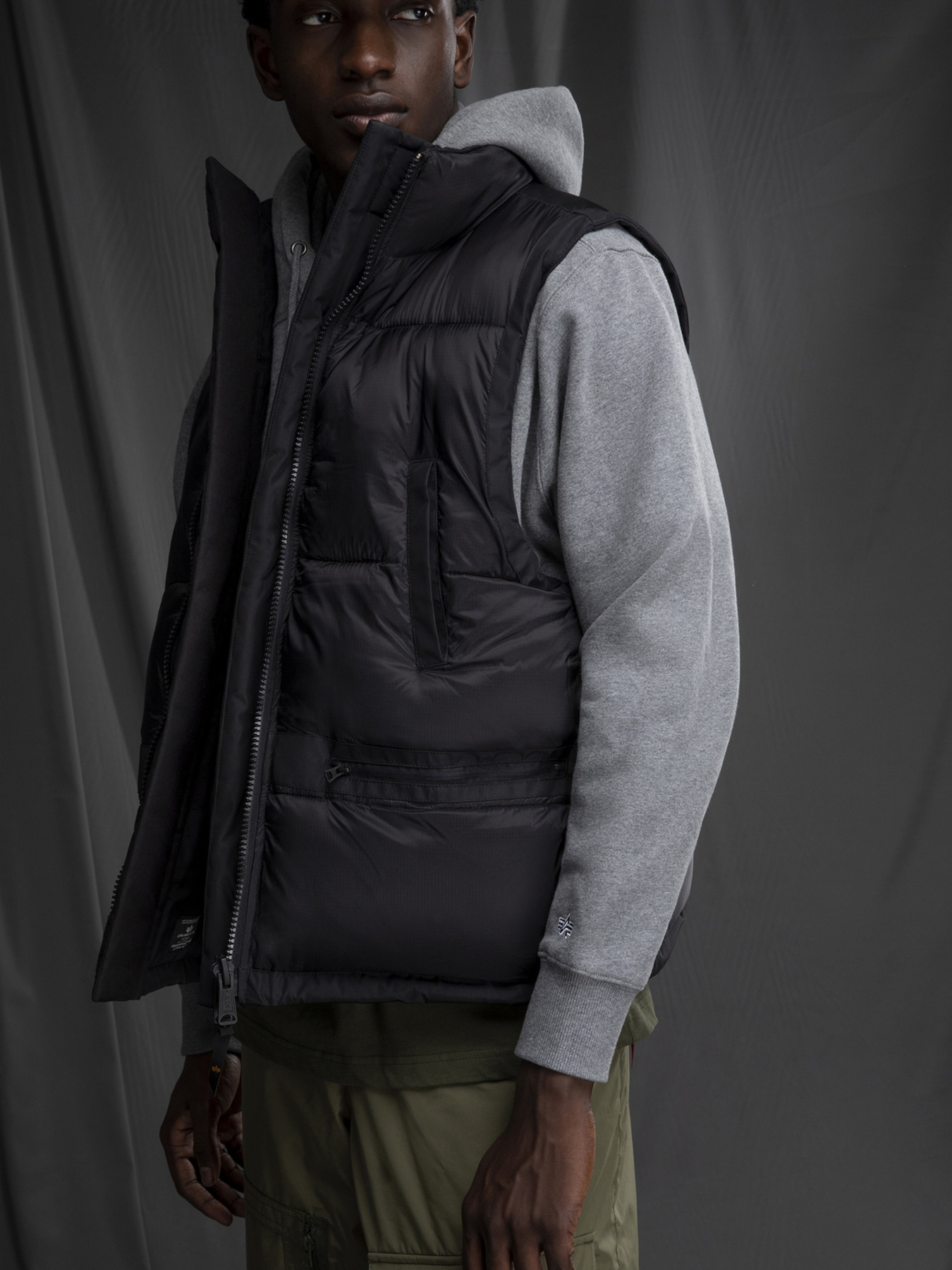 Куртки и дубленки Alpha Industries модель MJU53500C1_001 Фото