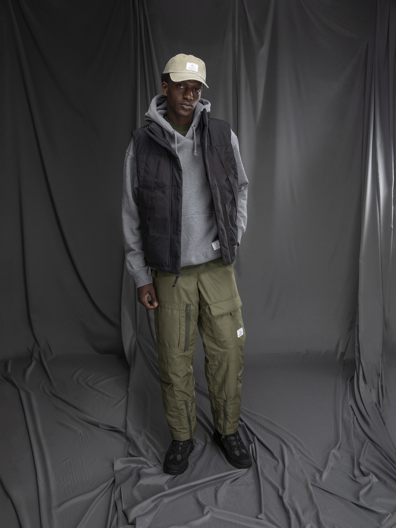 Куртки и дубленки Alpha Industries модель MJU53500C1_001 Фото