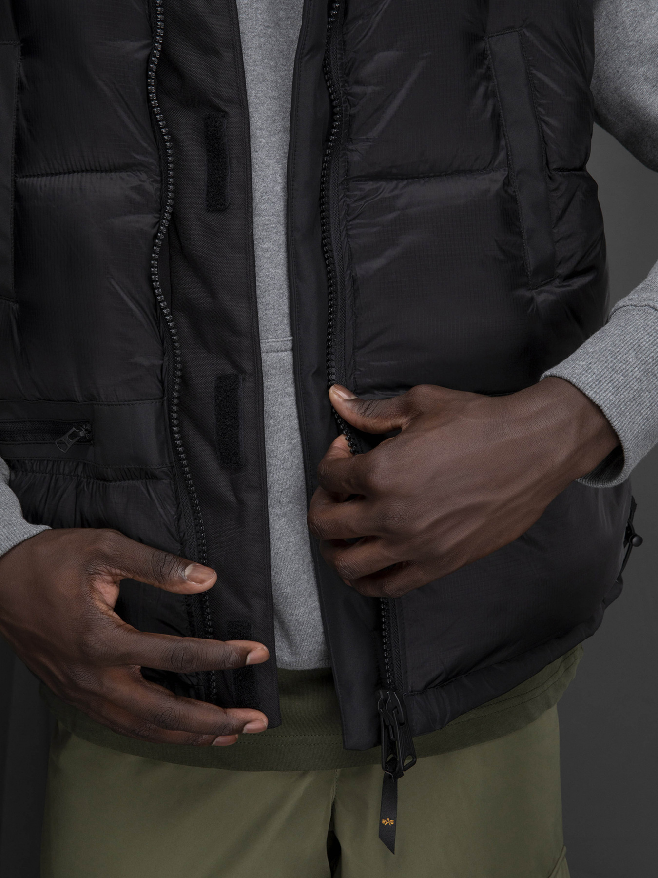 Куртки и дубленки Alpha Industries модель MJU53500C1_001 Фото
