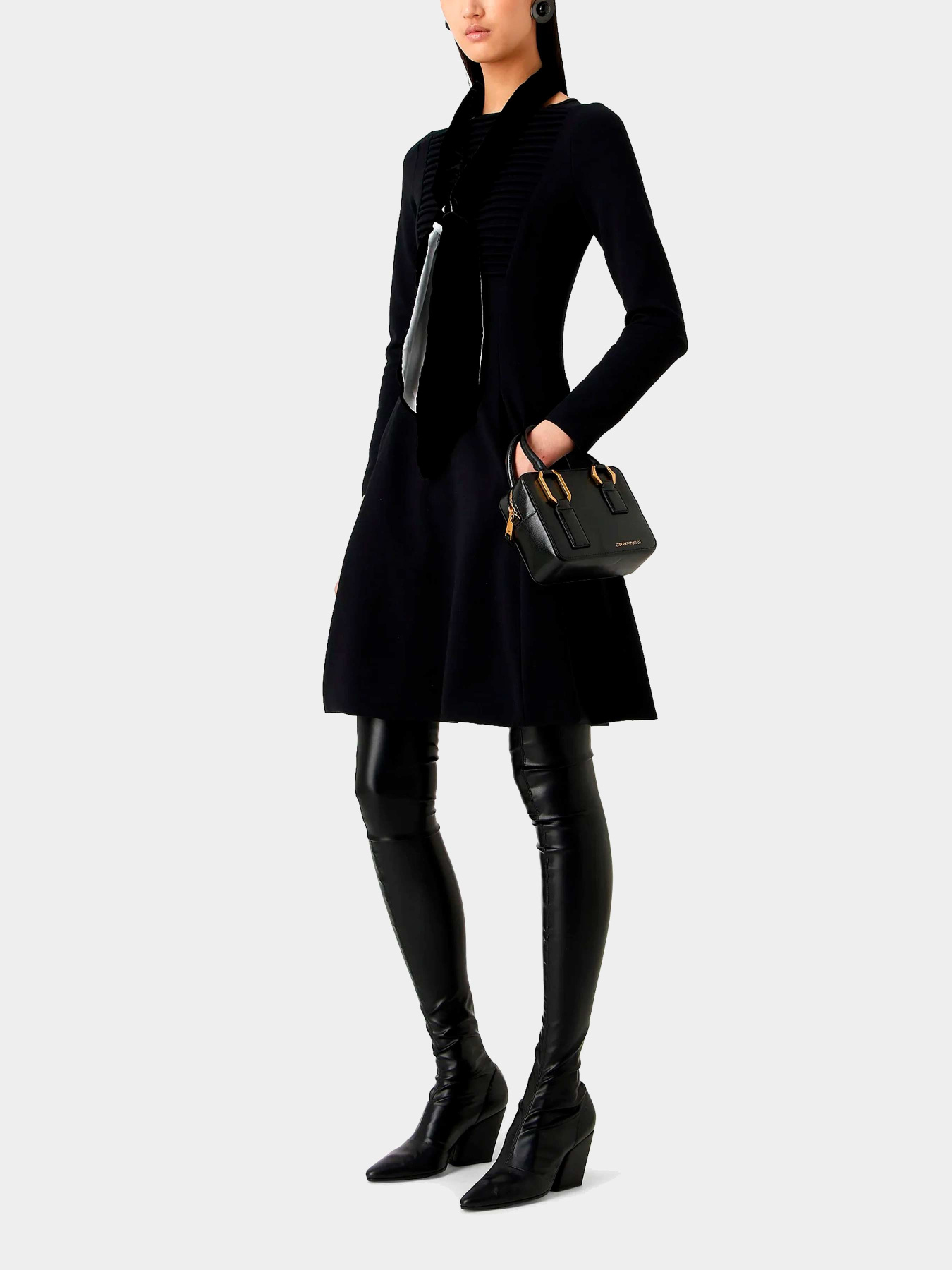 Платья Emporio Armani модель 6R2A8C-2JFAZ-0999 Фото
