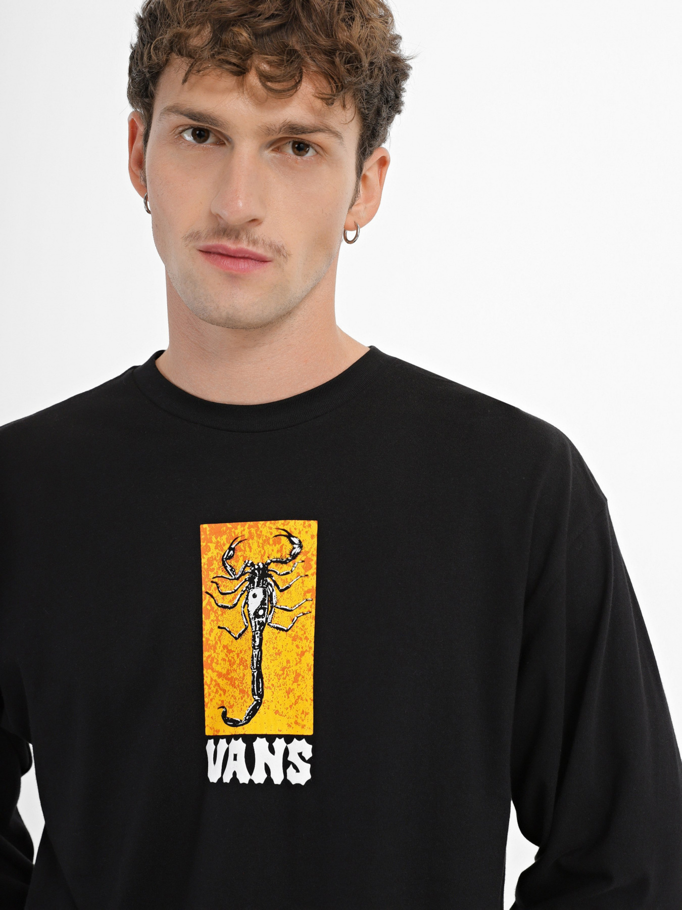 Худи и свитшоты Vans модель VN0008S8BLK1 Фото