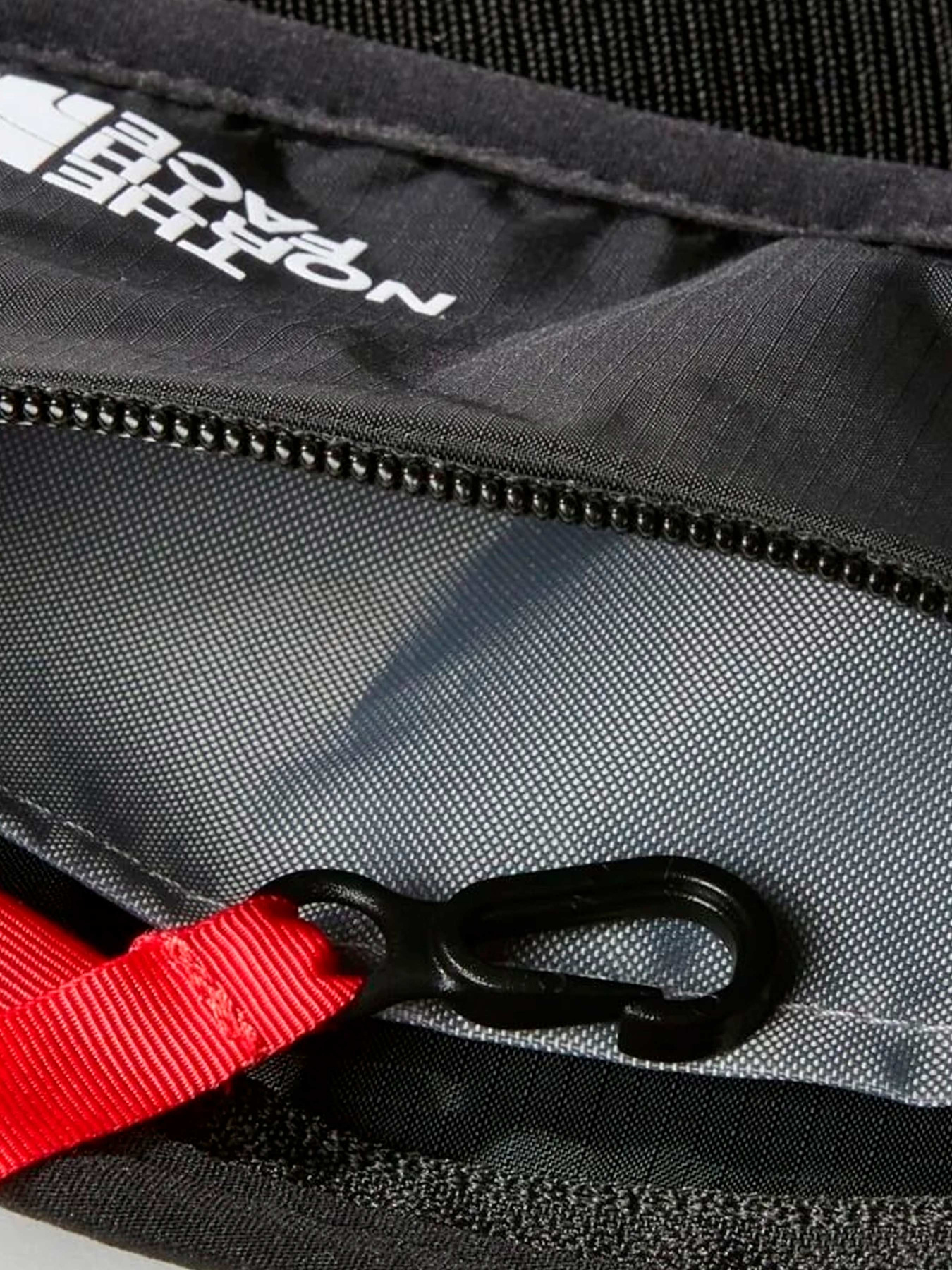 Сумки The North Face модель NF0A81E2KY41 Фото