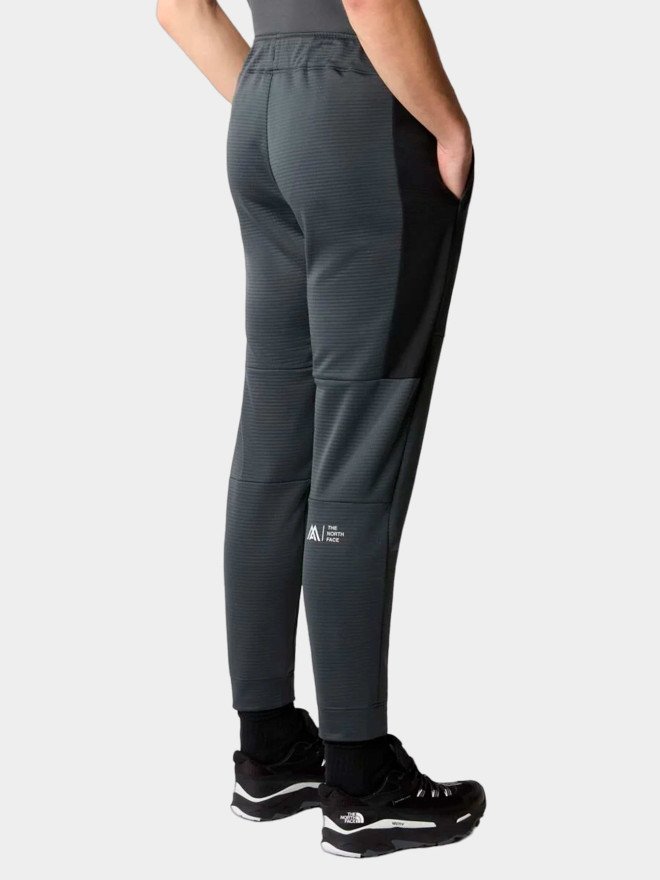 Брюки The North Face модель NF0A823UMN81 Фото