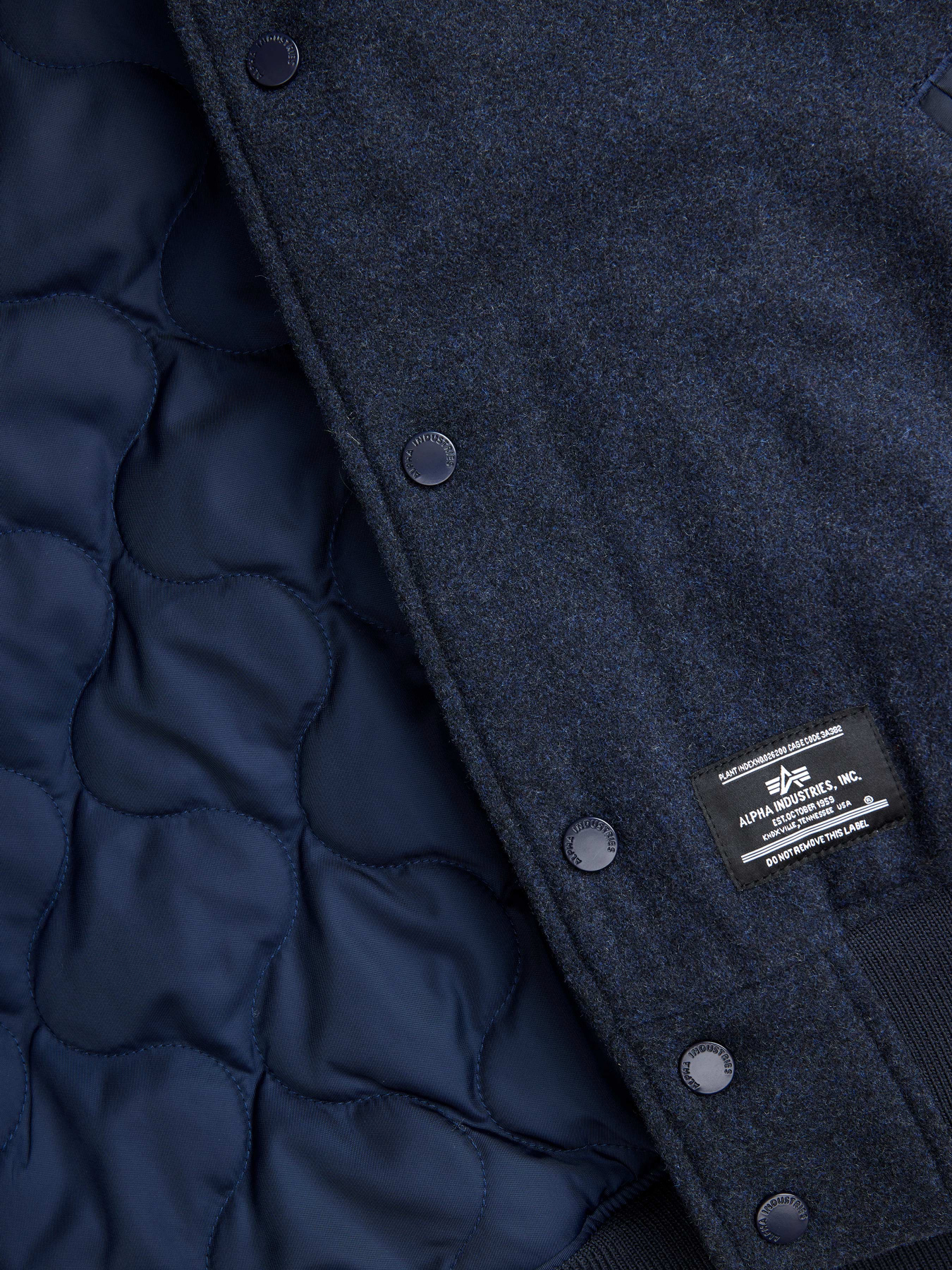 Куртки и дубленки Alpha Industries модель MJW53502C1_447 Куртки и дубленки Alpha Industries модель MJW53502C1_447 Фото