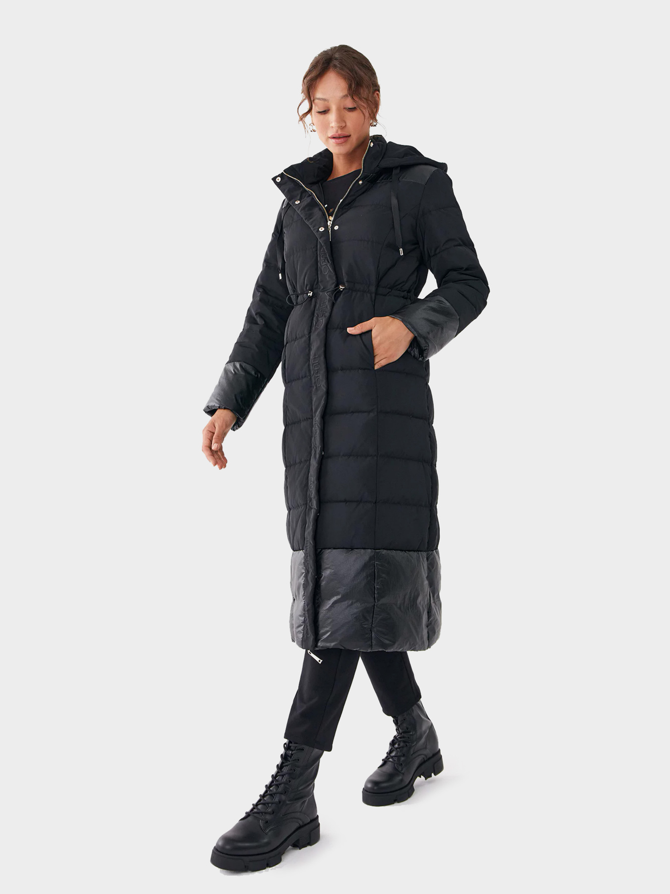 Куртки и дубленки Liu Jo модель TF3011 T3552 22222 Куртки и дубленки Liu Jo модель TF3011 T3552 22222 Фото