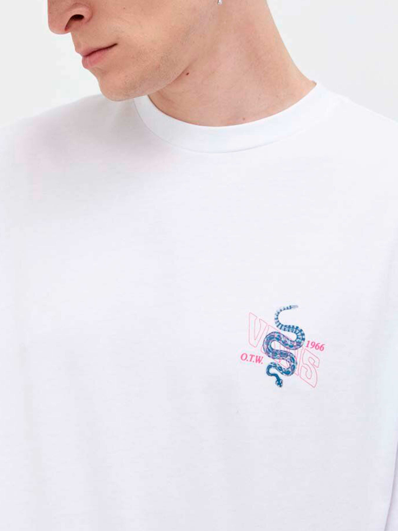 Худи и свитшоты Vans модель VN0008TAWHT1 Фото