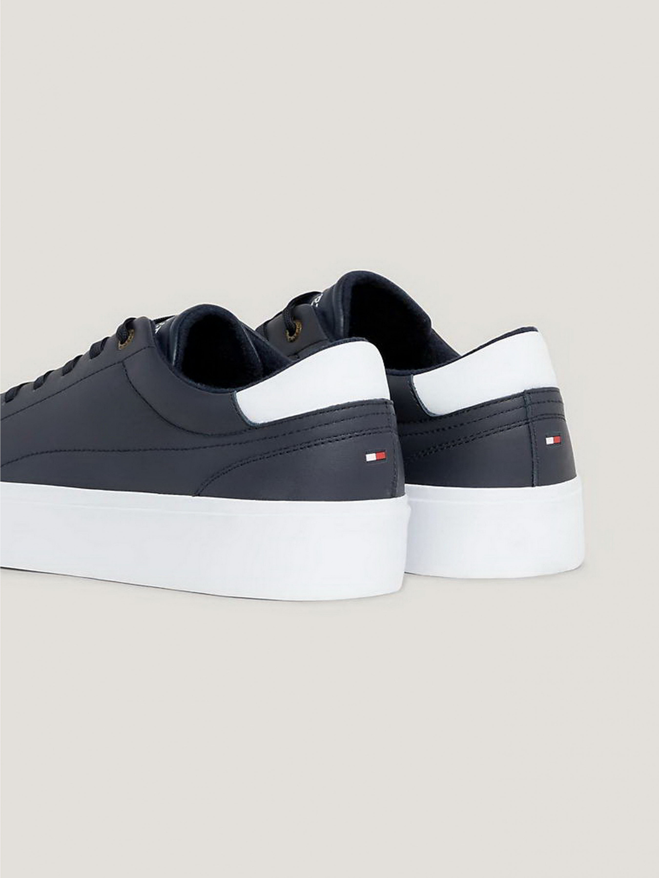 Кеды Tommy Hilfiger модель FM0FM04819-DW5 Фото