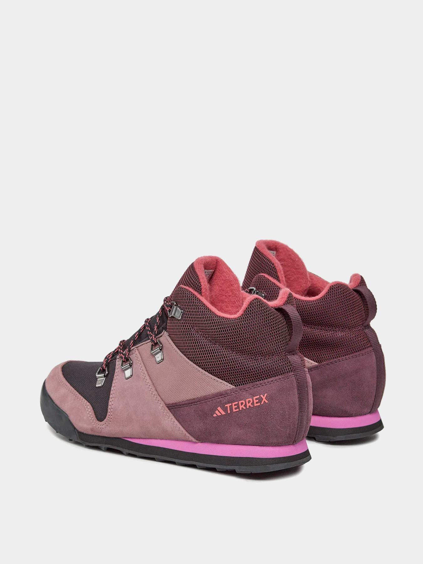 Ботинки и сапоги Adidas модель IF7506 Фото