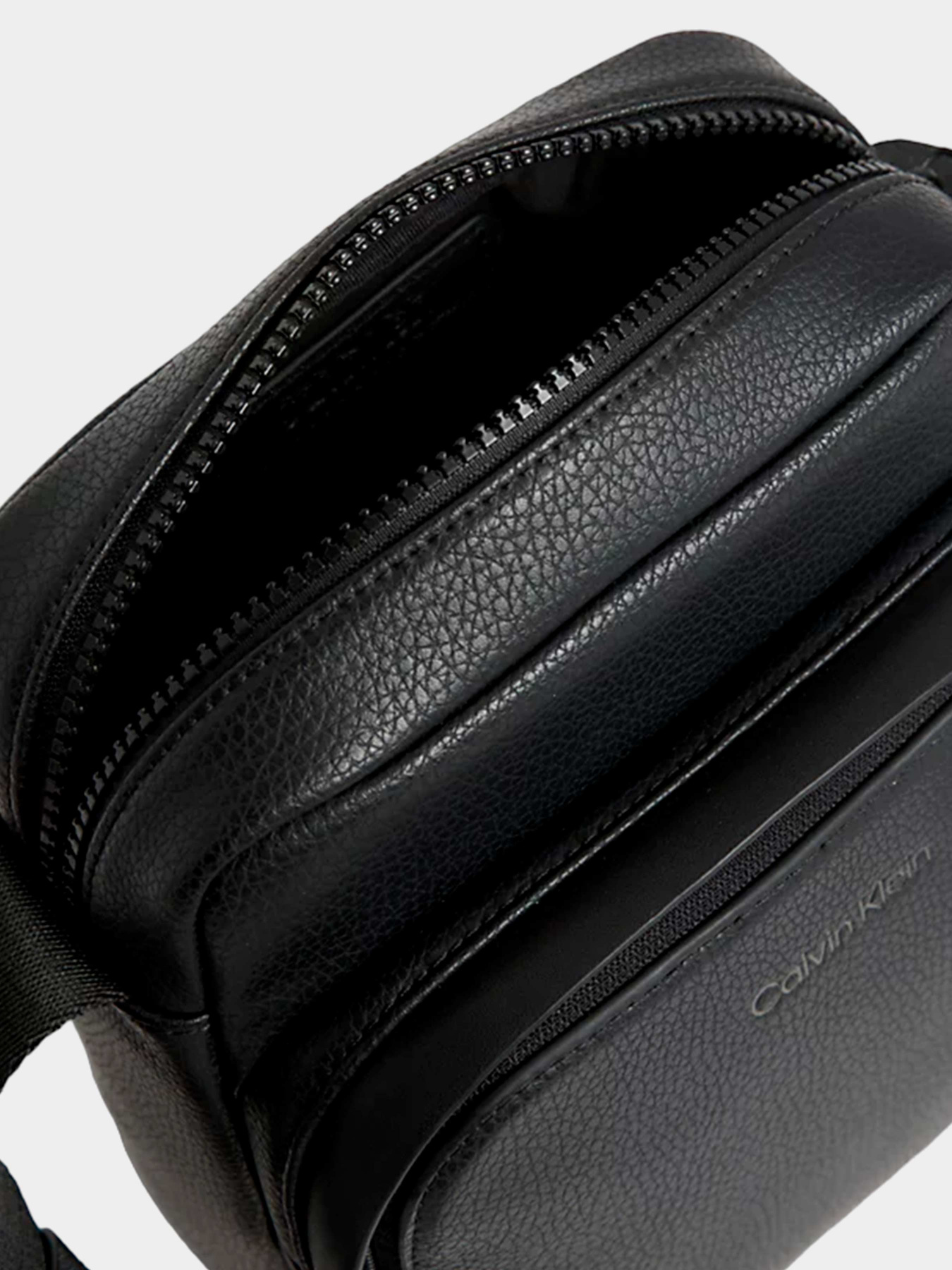 Сумки Calvin Klein модель K50K511187-BAX Фото