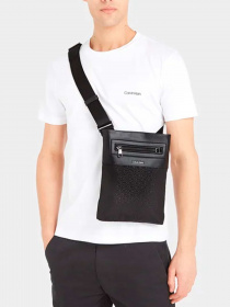 Сумки Calvin Klein модель K50K510823-01L Фото