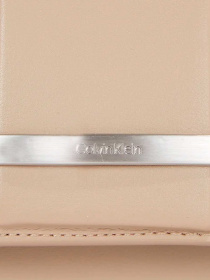 Сумки Calvin Klein модель K60K611078-A04 Фото