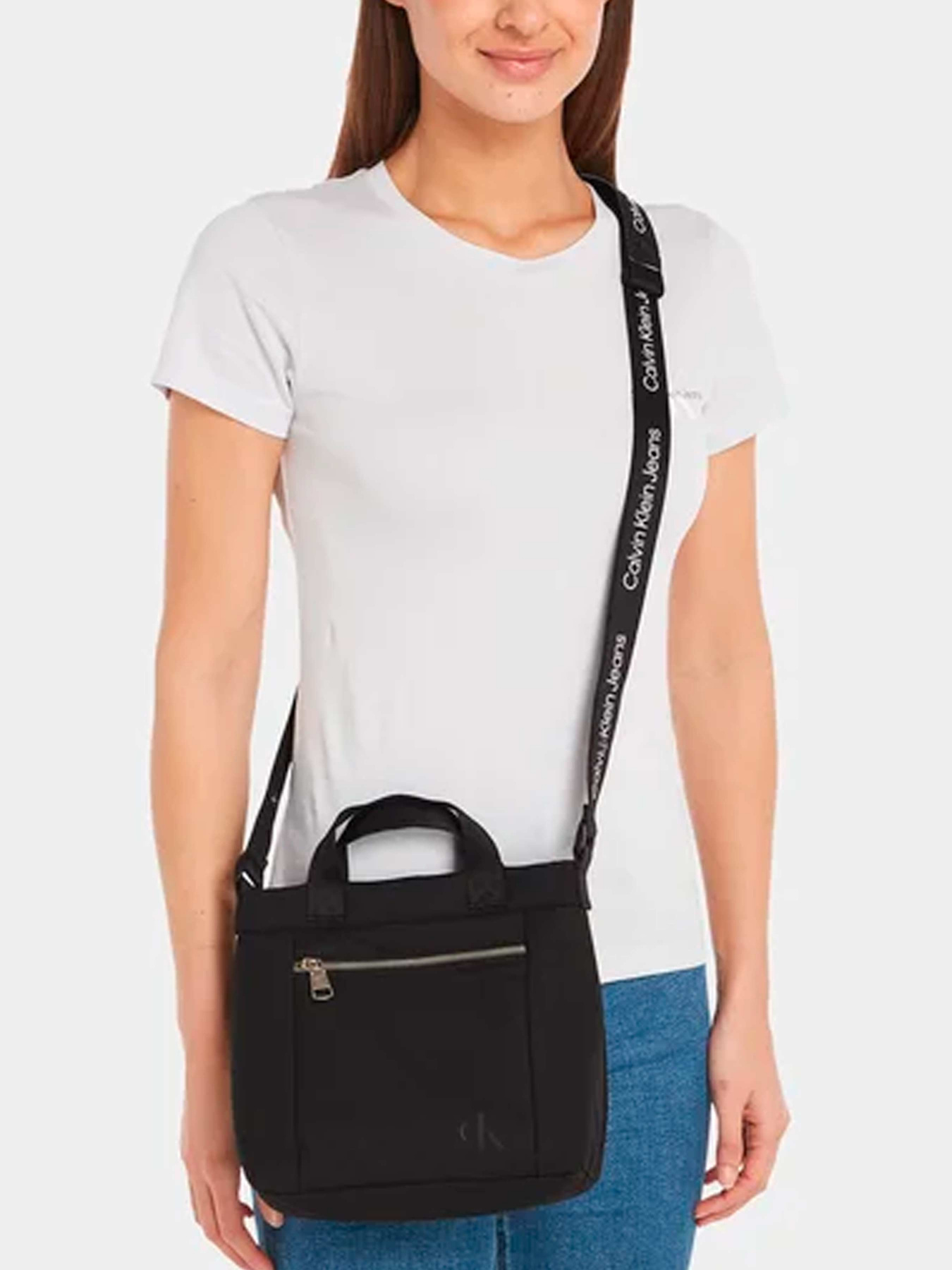 Сумки Calvin Klein модель K60K611198-BDS Фото