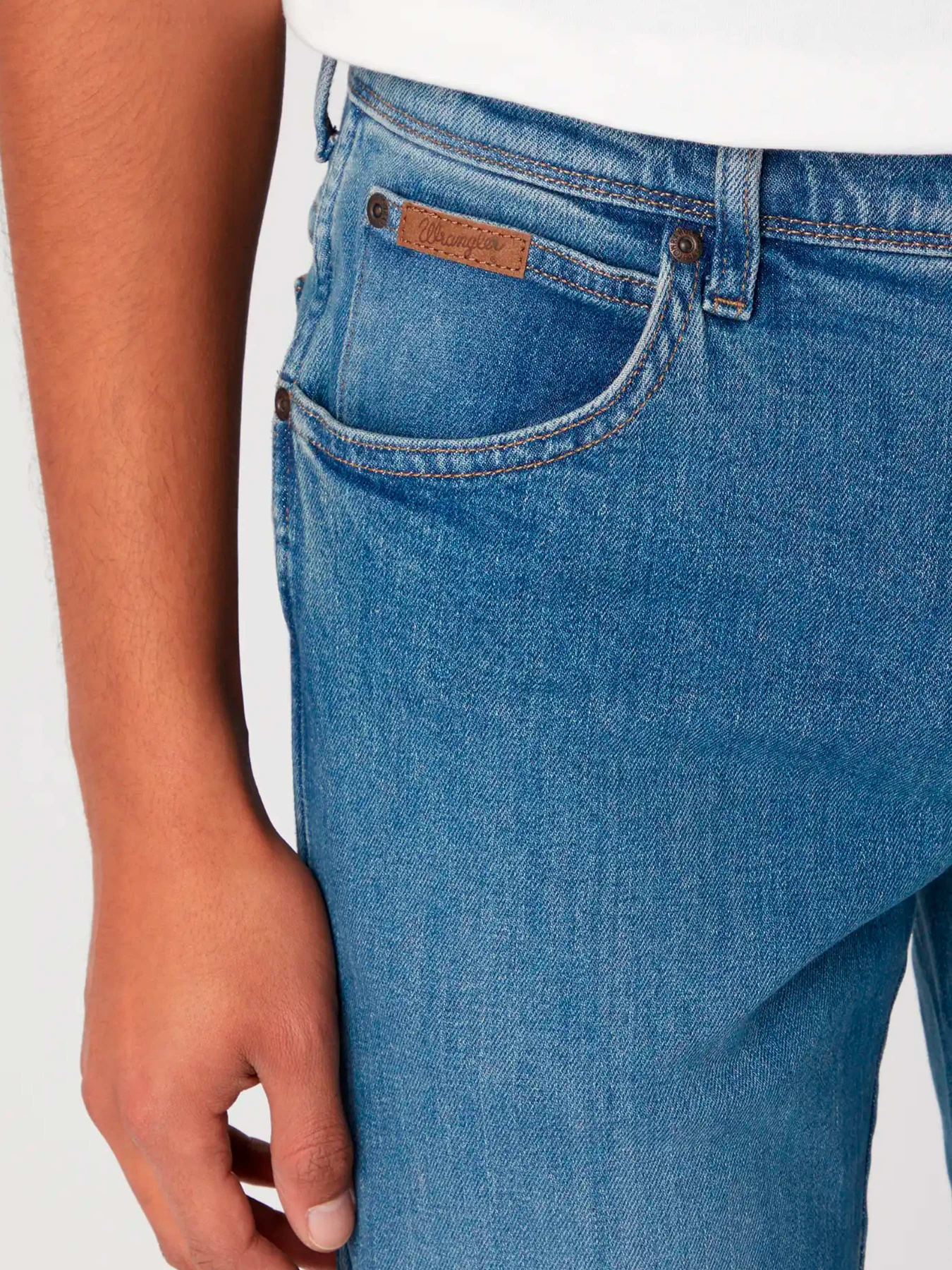 Джинсы Wrangler модель W121JXZ92_30 Фото