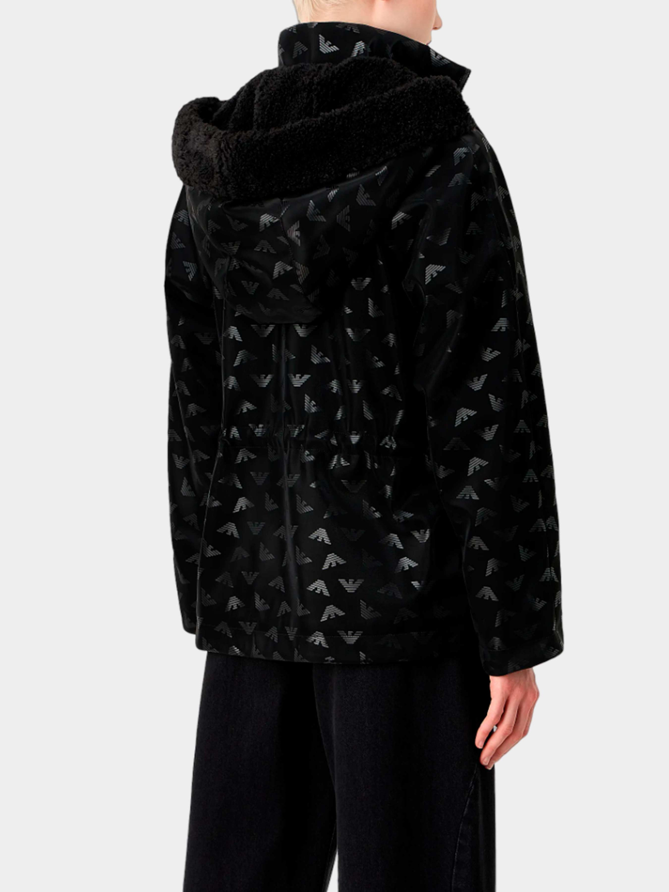 Куртки и дубленки Emporio Armani модель 6R2B82-2NFHZ-0999 Фото