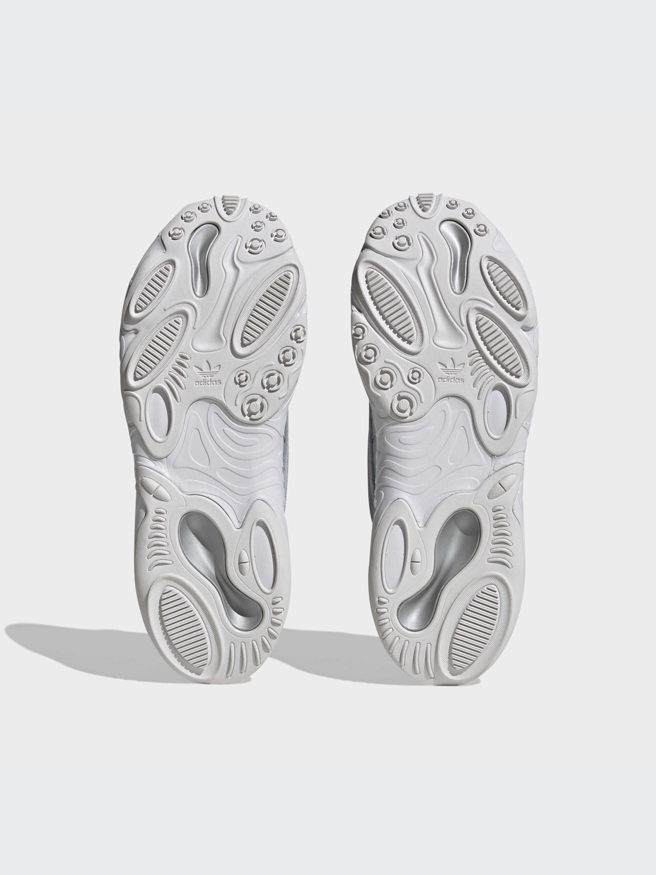 Кроссовки Adidas Ozweego модель HQ1970-KZ Фото
