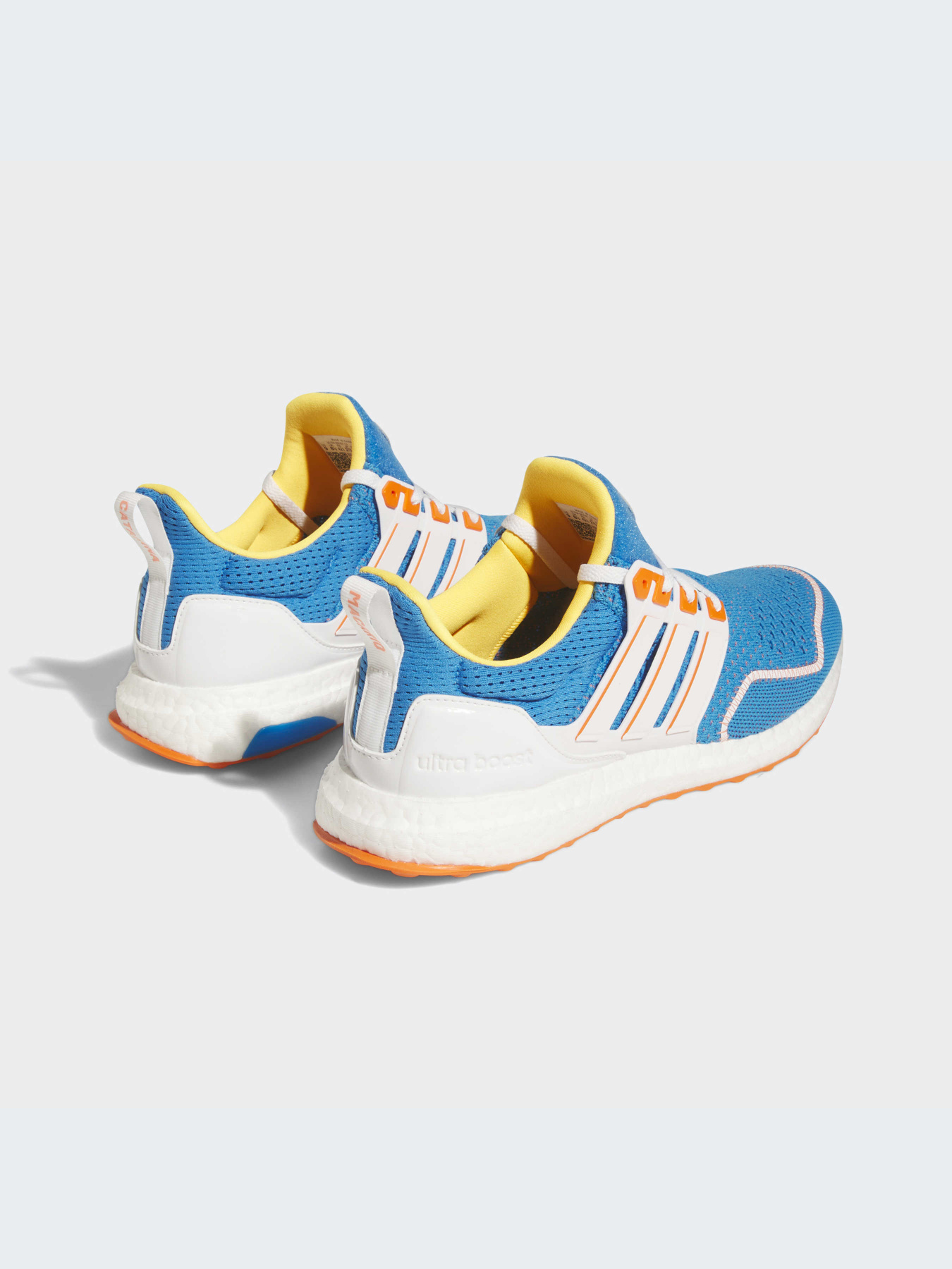 Кроссовки Adidas Ultraboost модель HR0080-KZ Фото
