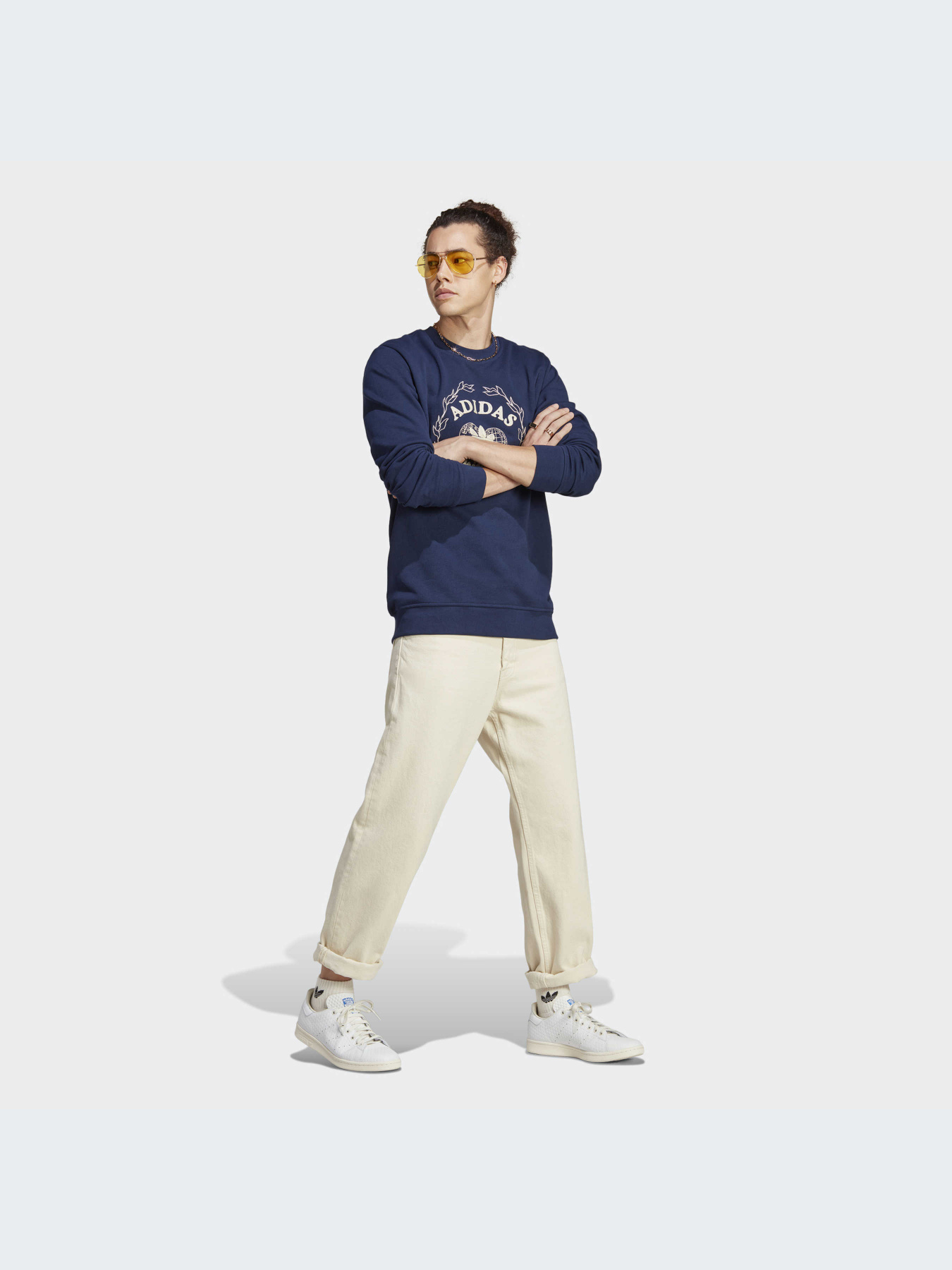 Худи и свитшоты Adidas Graphics модель IC5769-KZ Фото