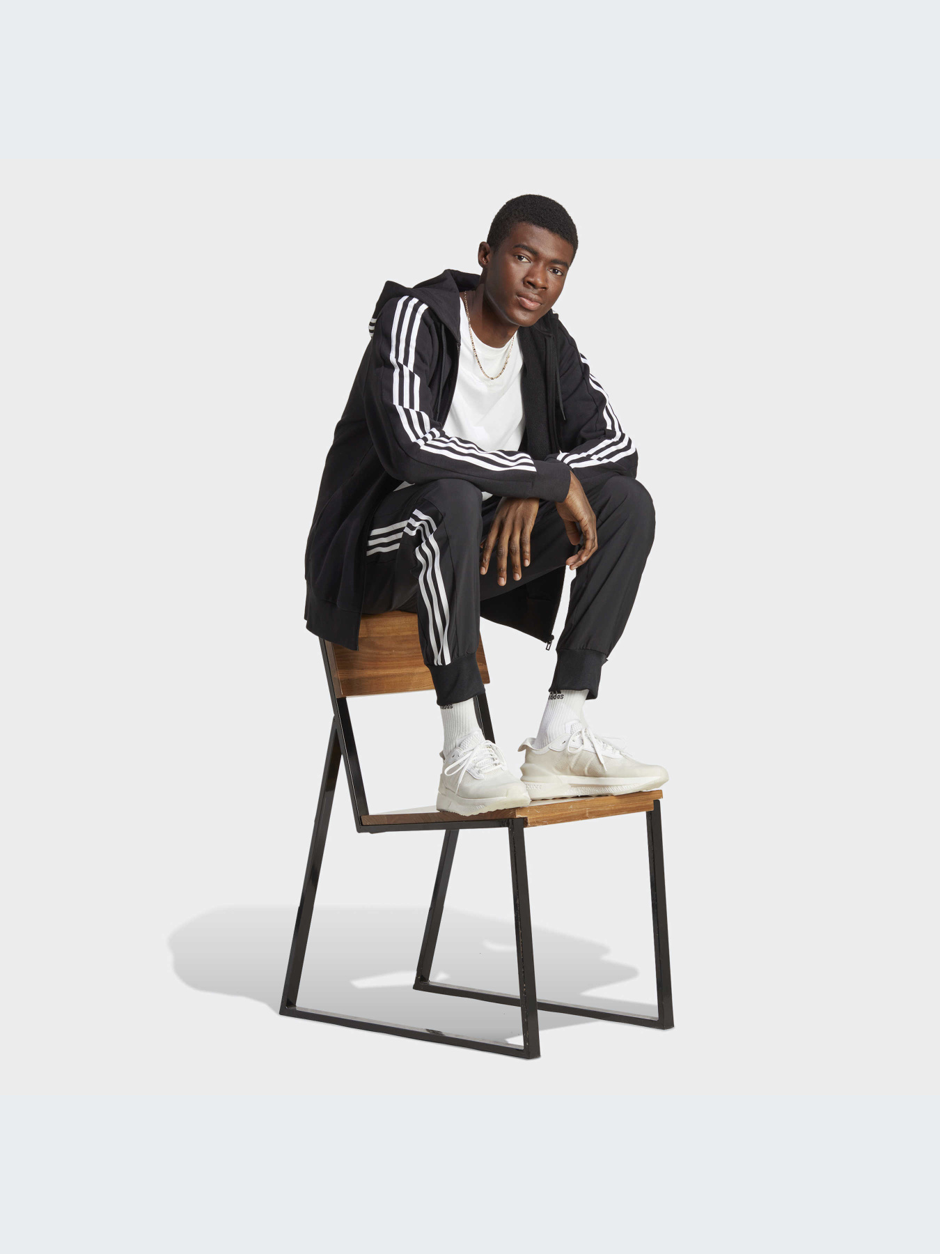 Худи и свитшоты Adidas модель IC0433-KZ Фото